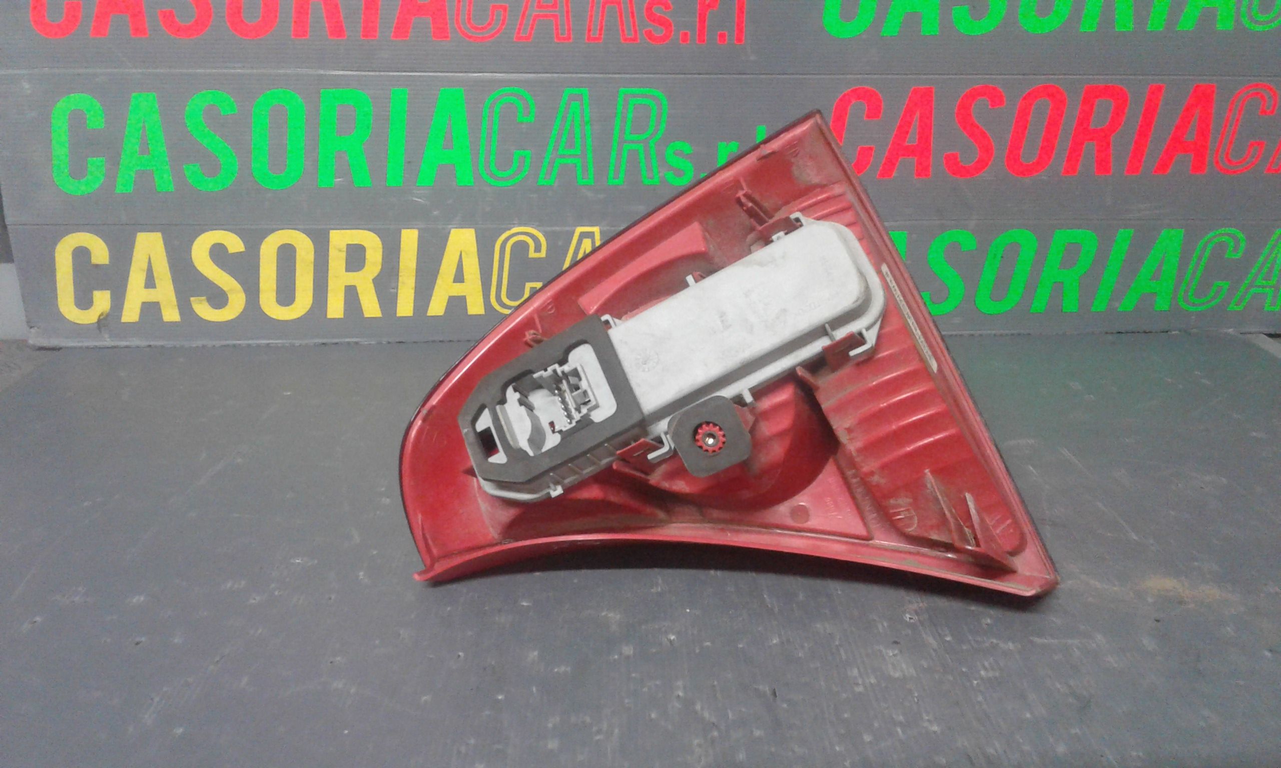 Stop Posteriore sinistro lato Guida RENAULT Clio 4