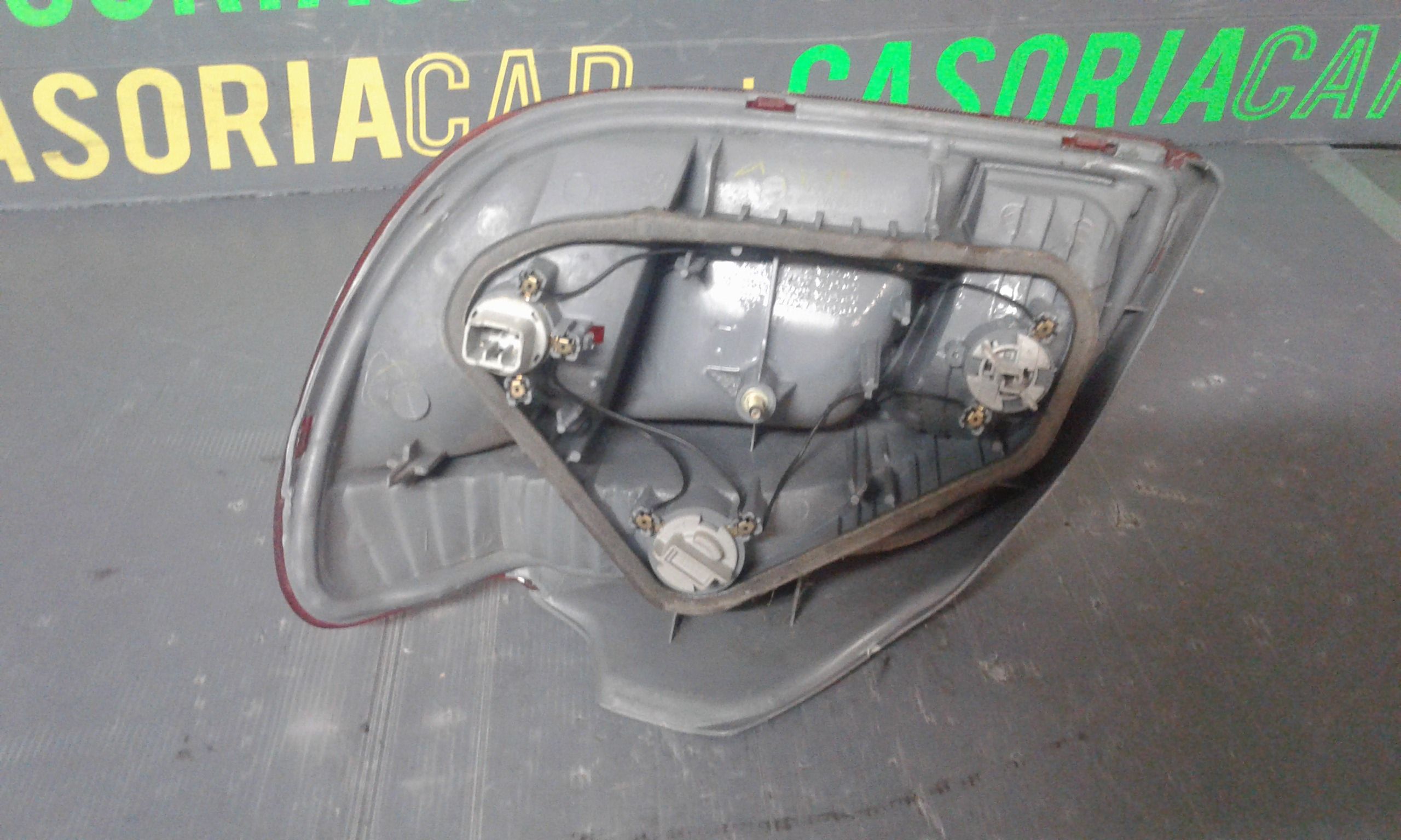 Stop Posteriore sinistro lato Guida TOYOTA Yaris 1 Serie