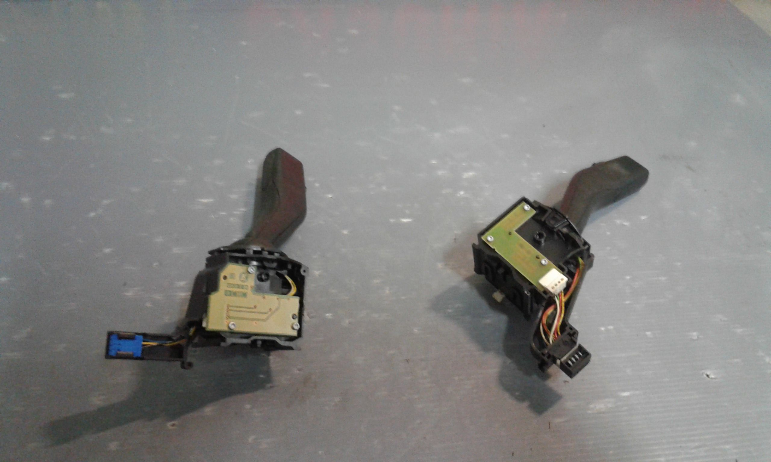 Devioluci VOLKSWAGEN Golf 5 Berlina