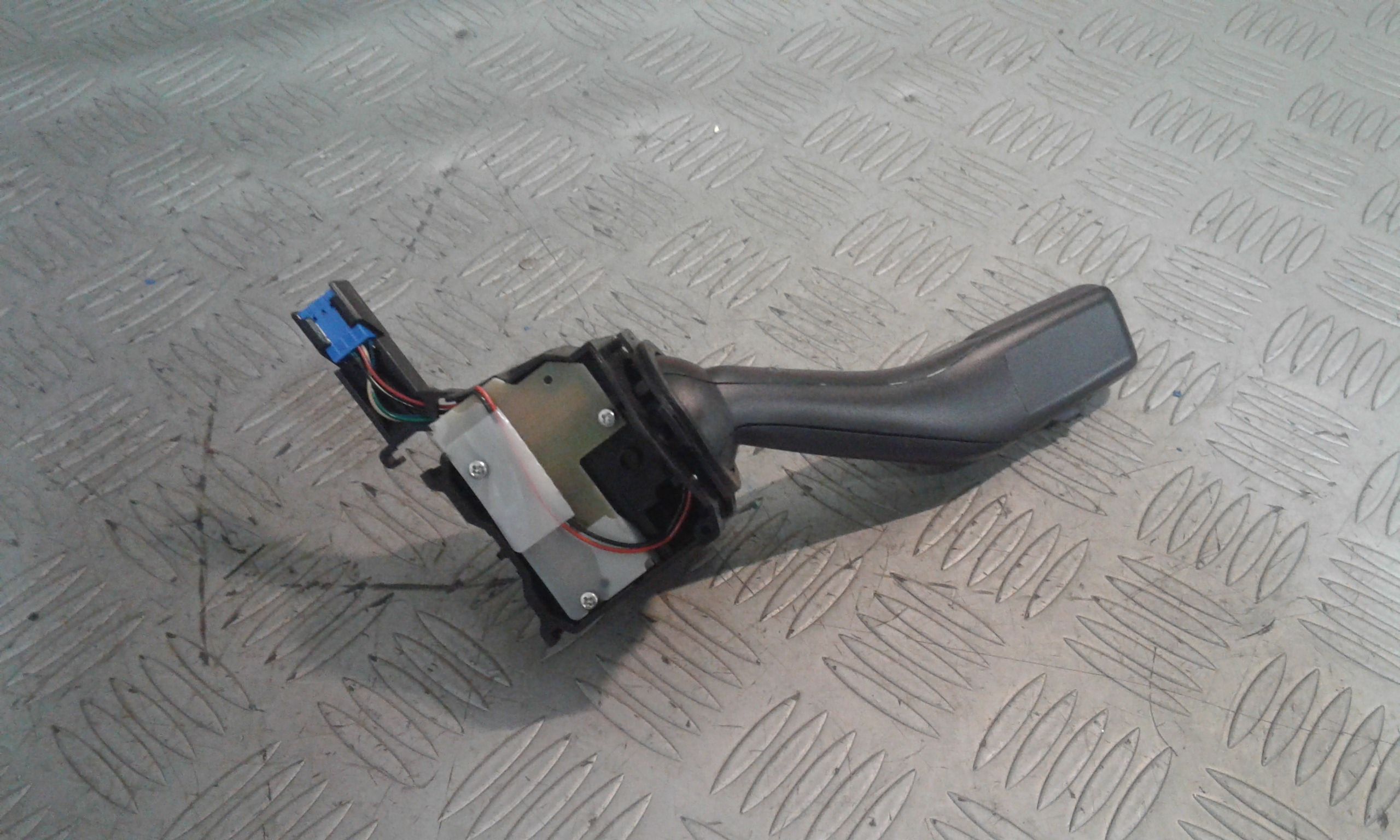 Devioluci VOLKSWAGEN Golf 5 Berlina