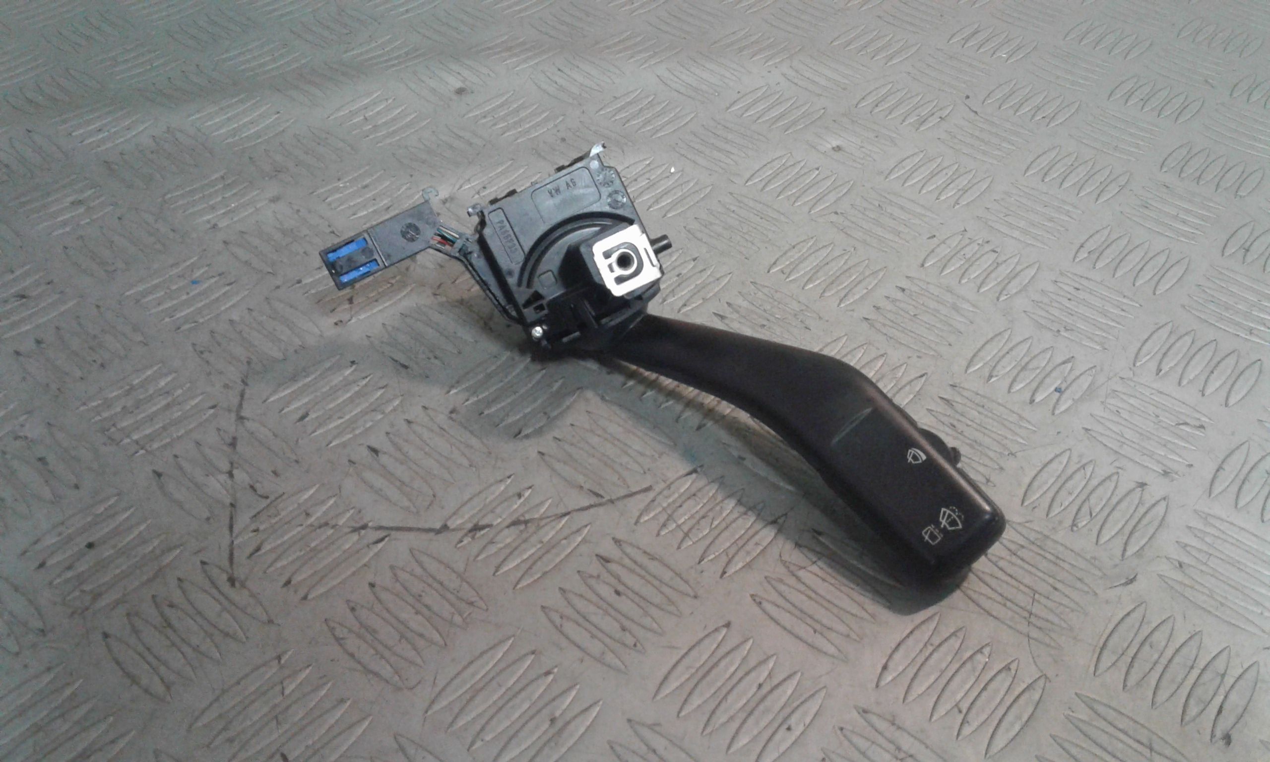 Devioluci VOLKSWAGEN Golf 5 Berlina