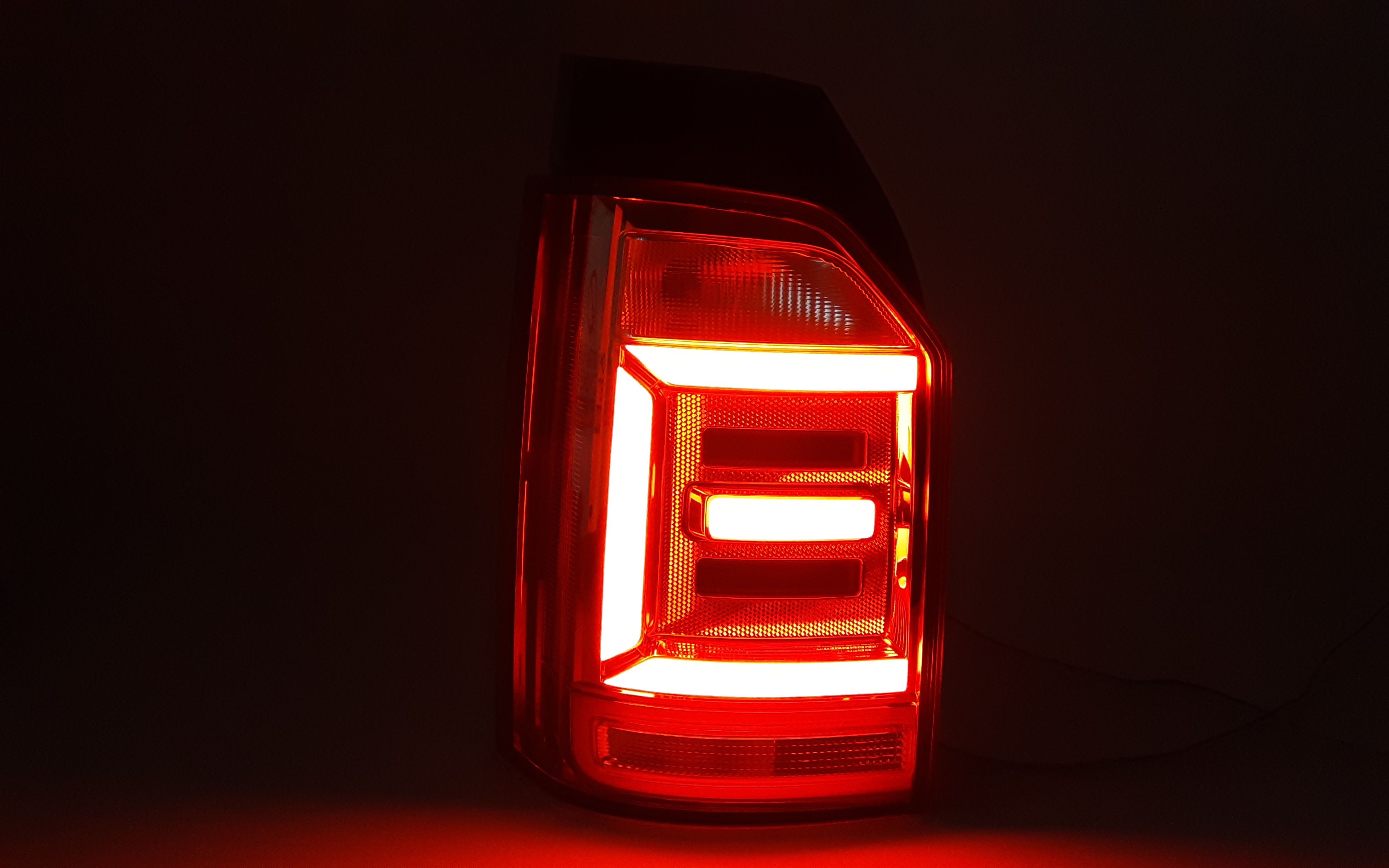 Stop sinistro a led VOLKSWAGEN Multivan Serie (15>)