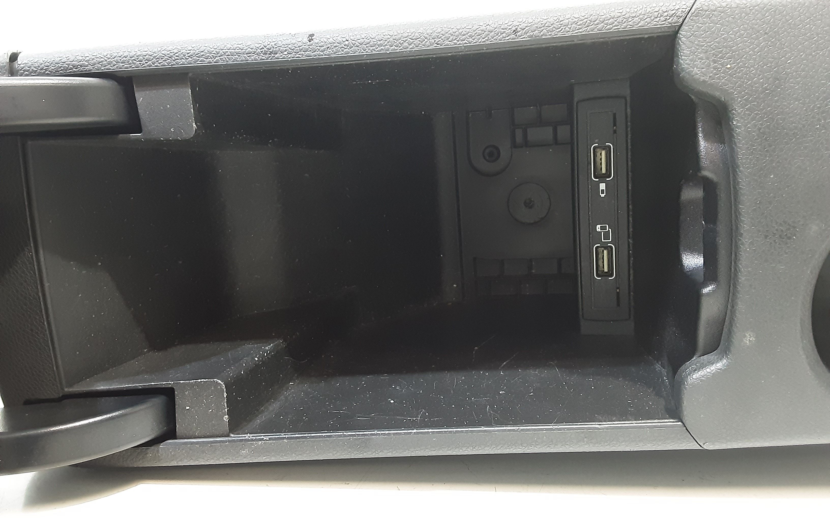 Tunnel consolle centrale MERCEDES GLA Serie