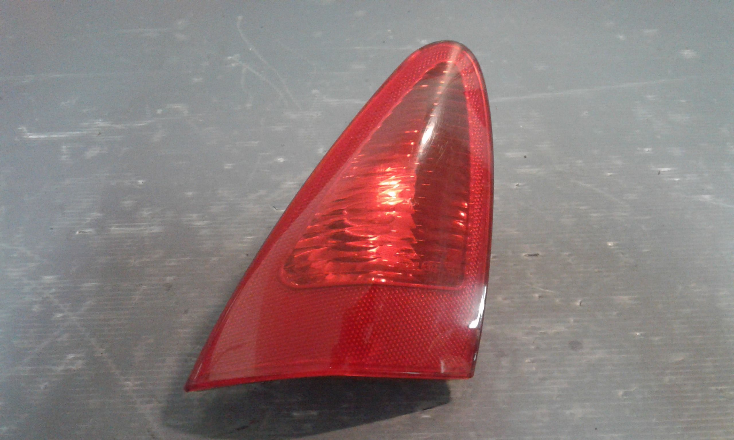 Stop Posteriore Sinistro Integrato nel Portello ALFA ROMEO 147 1  Serie