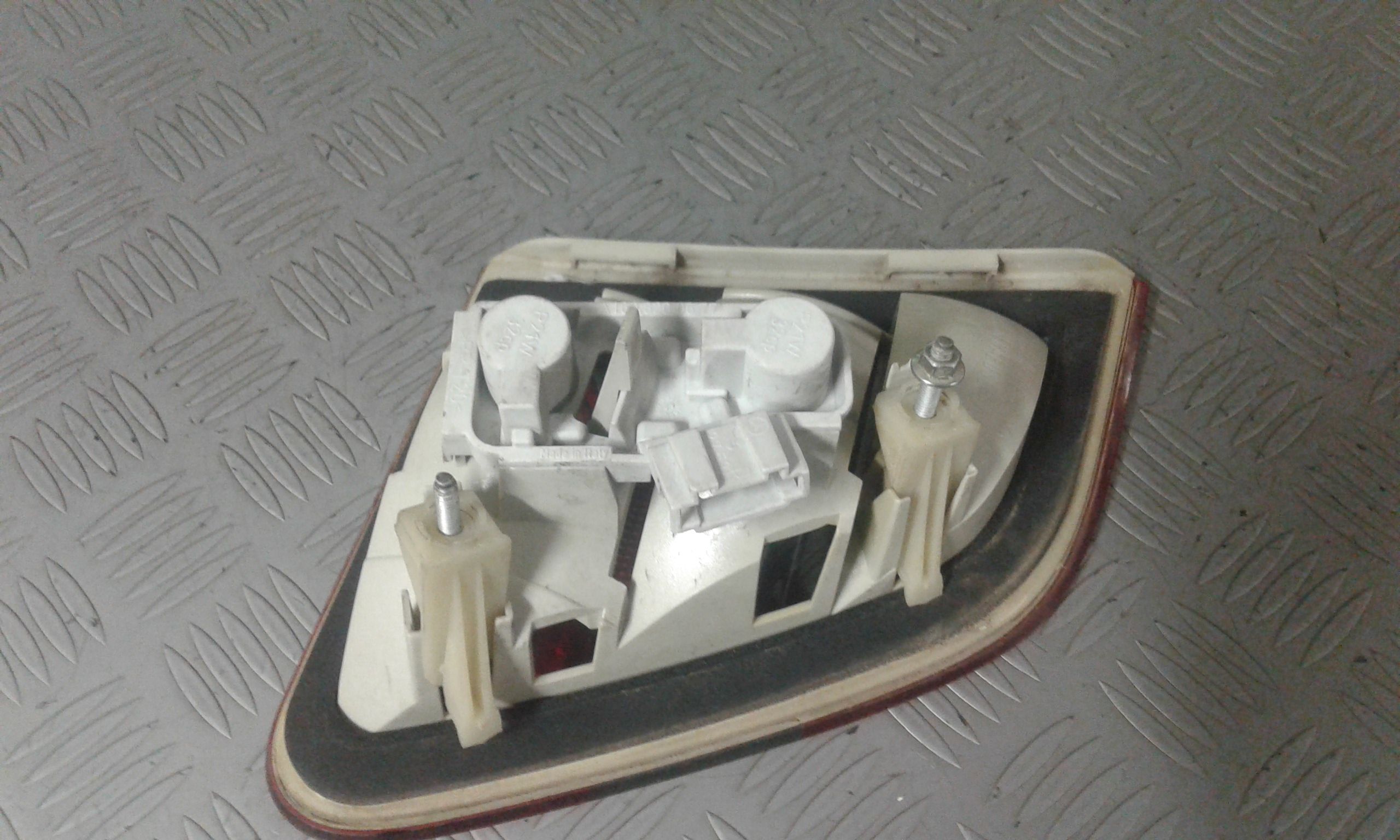 Stop Posteriore Destro Integrato nel Portello MERCEDES Classe B W245 1 Serie