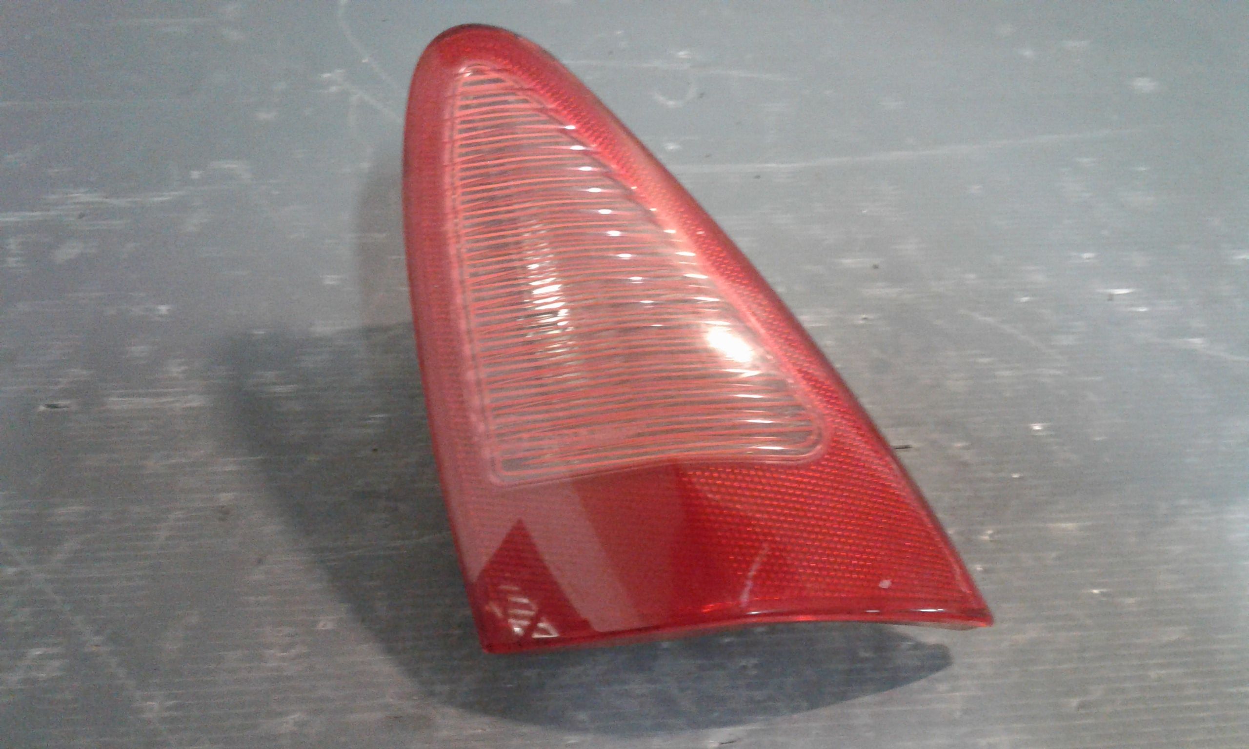 Stop Posteriore Destro Integrato nel Portello ALFA ROMEO 147 1  Serie