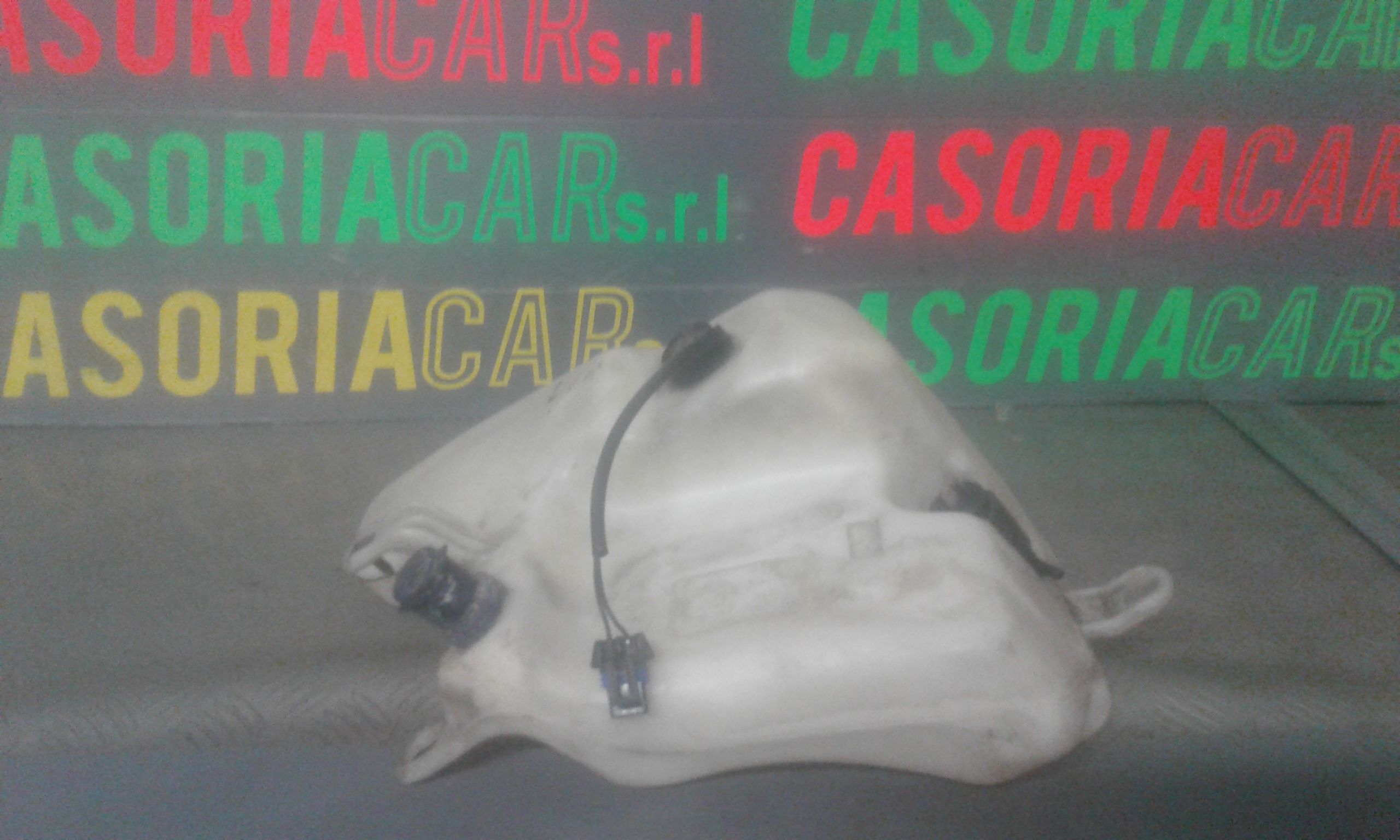 Vaschetta Tergi ant LANCIA Lybra Berlina