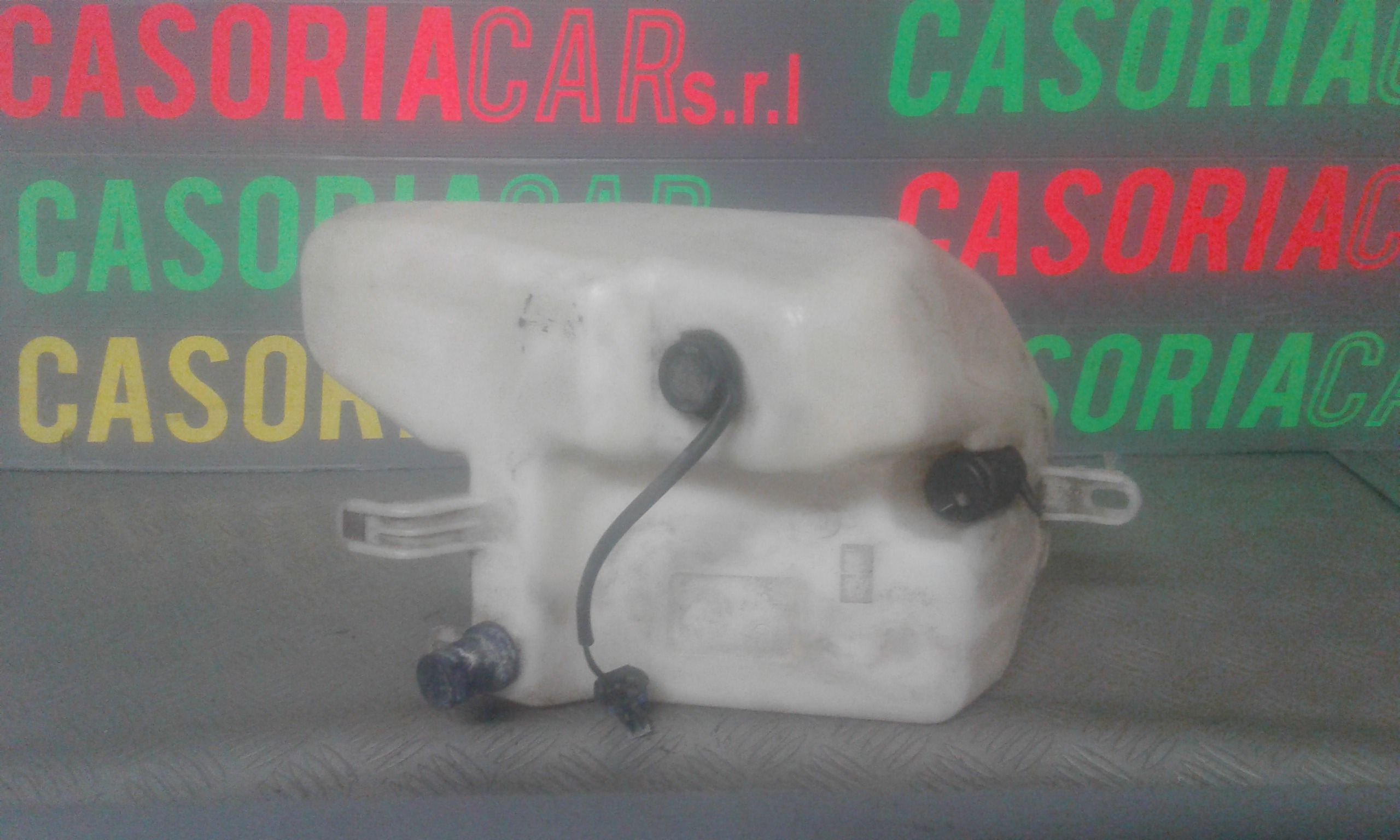 Vaschetta Tergi ant LANCIA Lybra Berlina