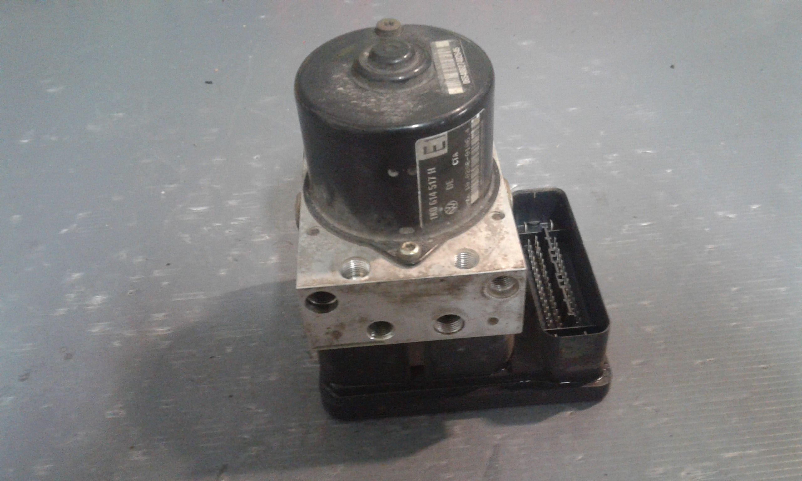 ABS VOLKSWAGEN Golf 5 Berlina