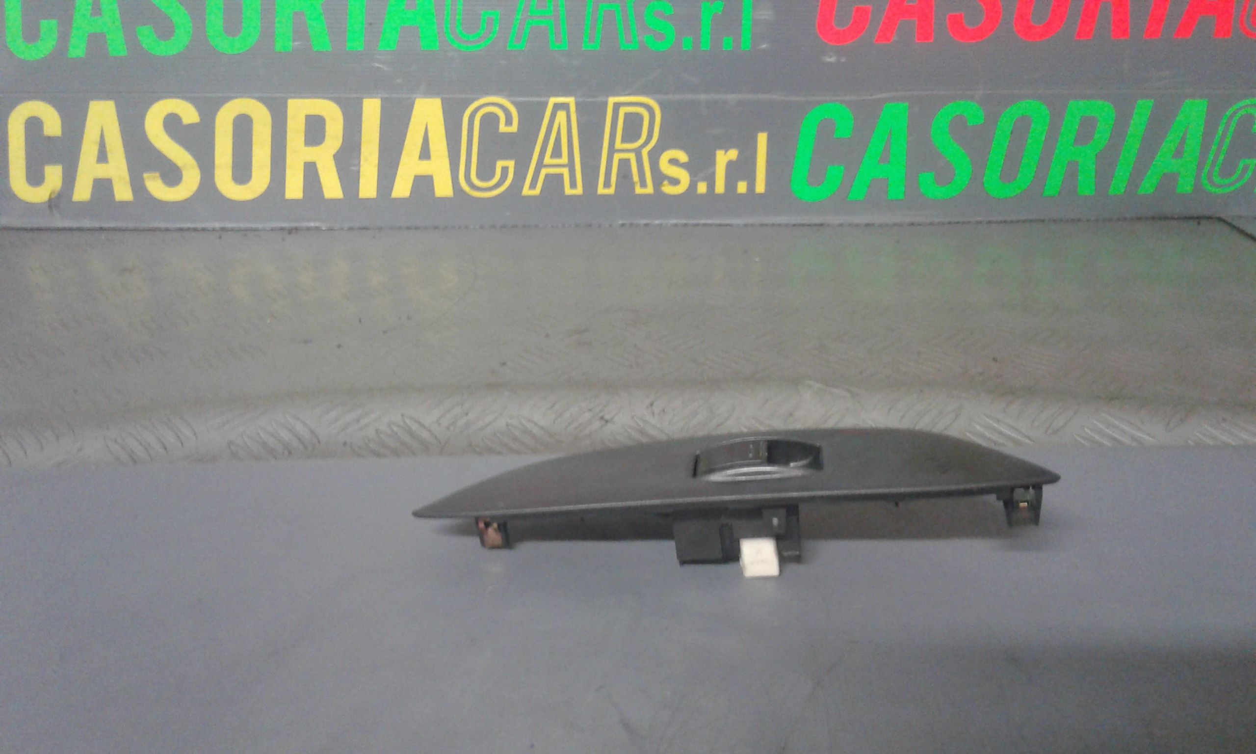 Pulsantiera Anteriore Destra Passeggero TOYOTA Yaris 1 Serie