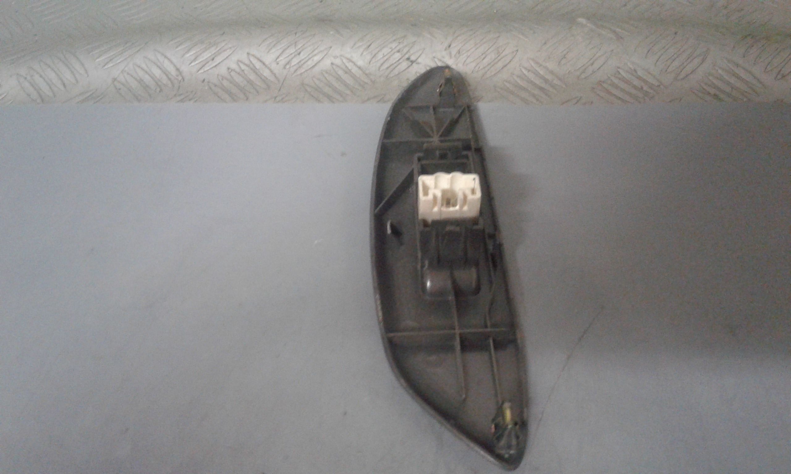 Pulsantiera Anteriore Destra Passeggero TOYOTA Yaris 1 Serie