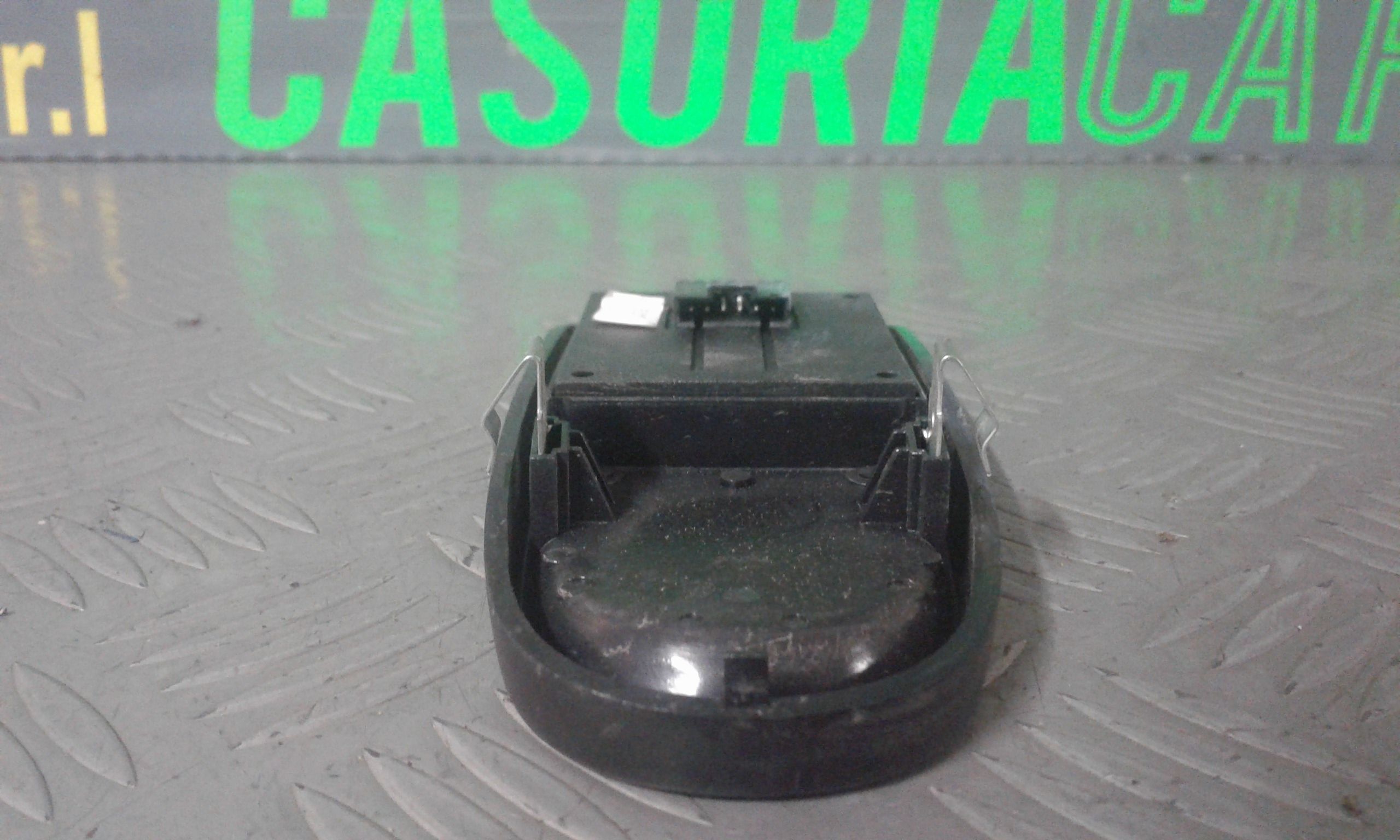 Pulsantiera Anteriore Destra Passeggero IVECO Daily 4 Serie