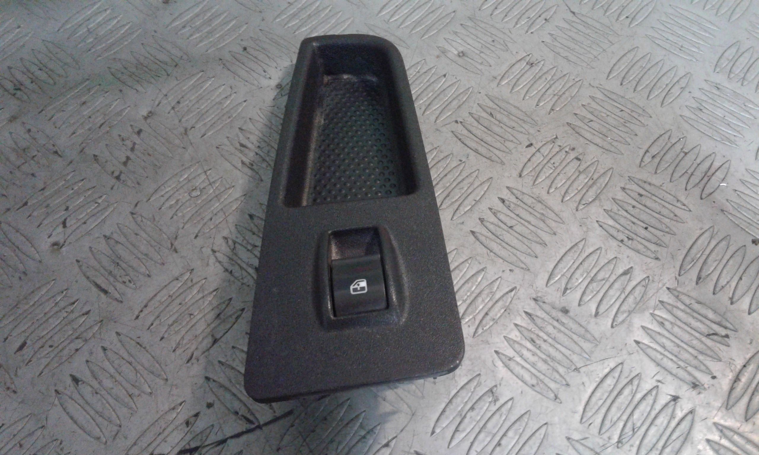 Pulsantiera Anteriore Destra Passeggero FIAT Bravo 2 Serie