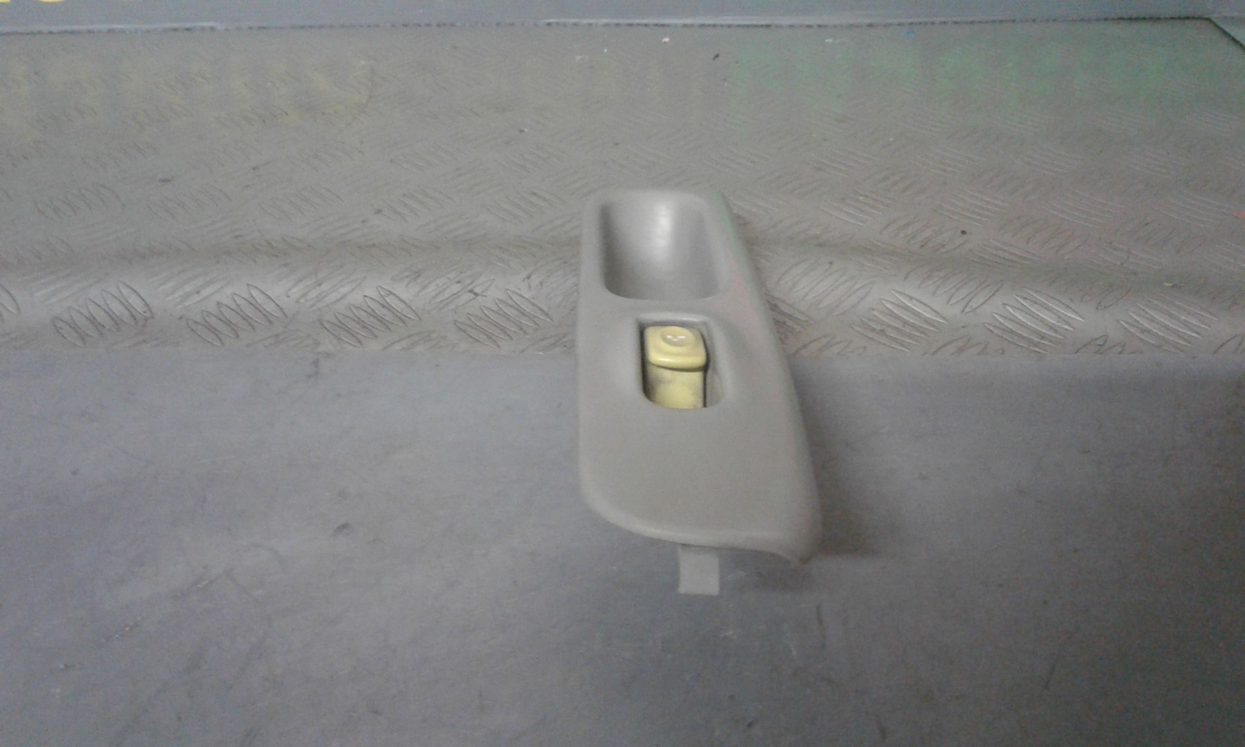 Pulsantiera Anteriore Destra Passeggero RENAULT Twingo 3 Serie