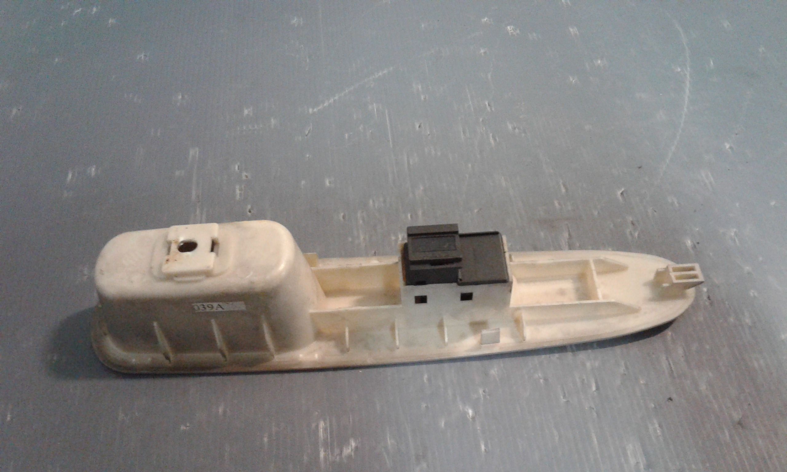 Pulsantiera Anteriore Destra Passeggero DR 1 1 Serie