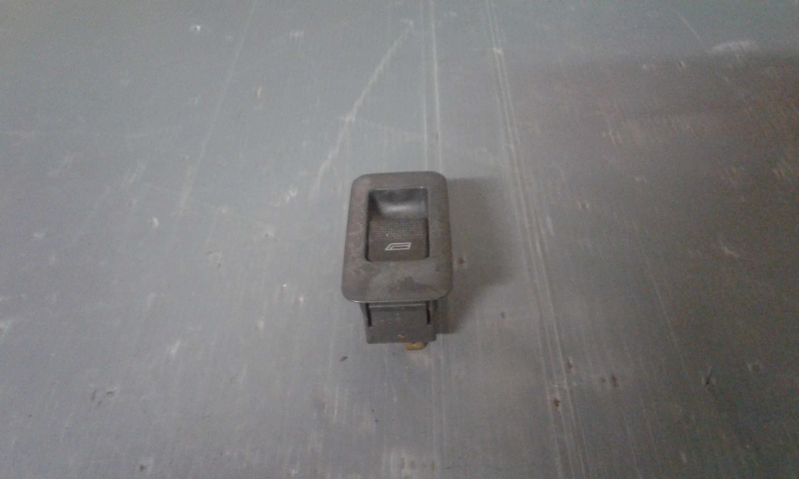 Pulsantiera Anteriore Destra Passeggero VOLKSWAGEN Polo 3 Serie