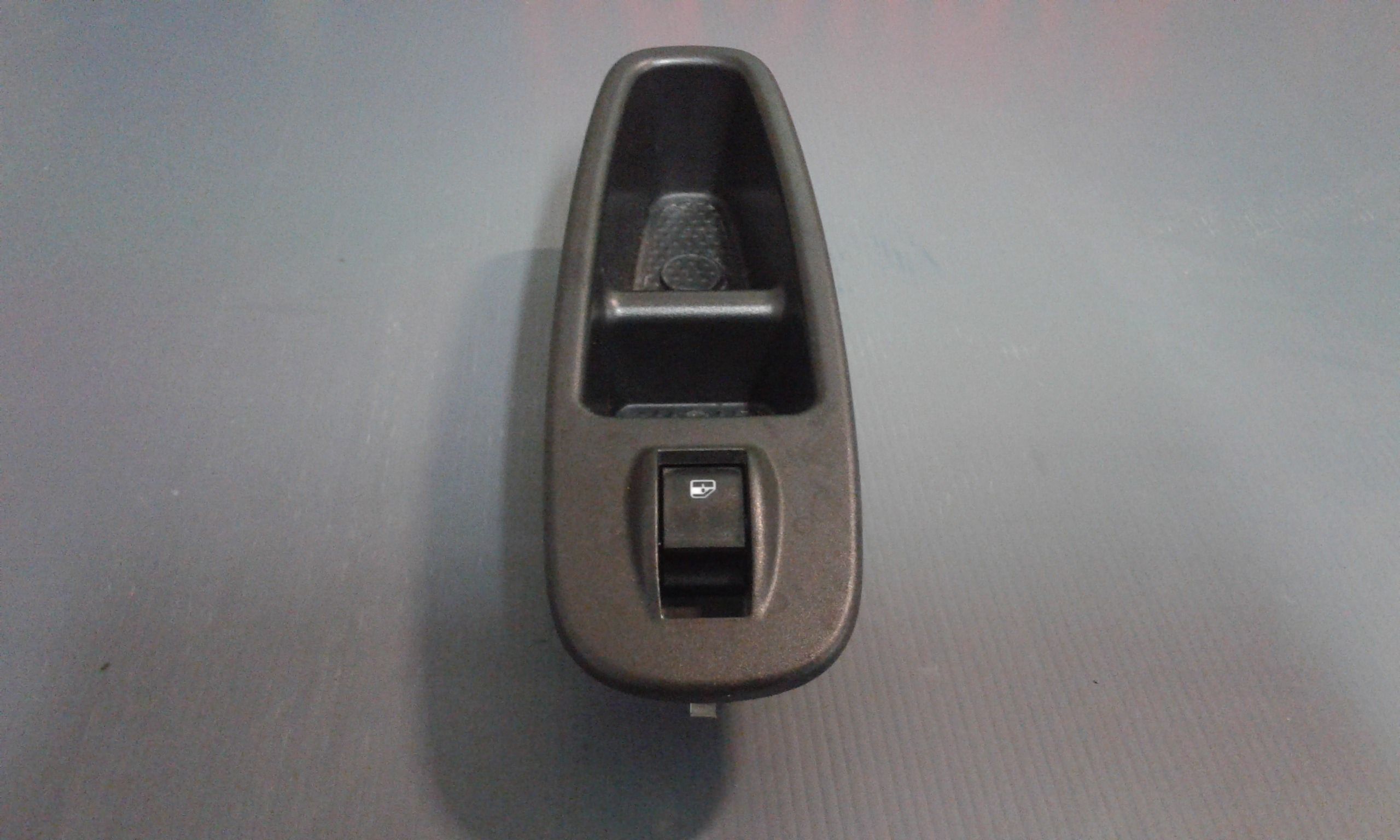 Pulsantiera Anteriore Destra Passeggero FIAT 500 L 1  Serie