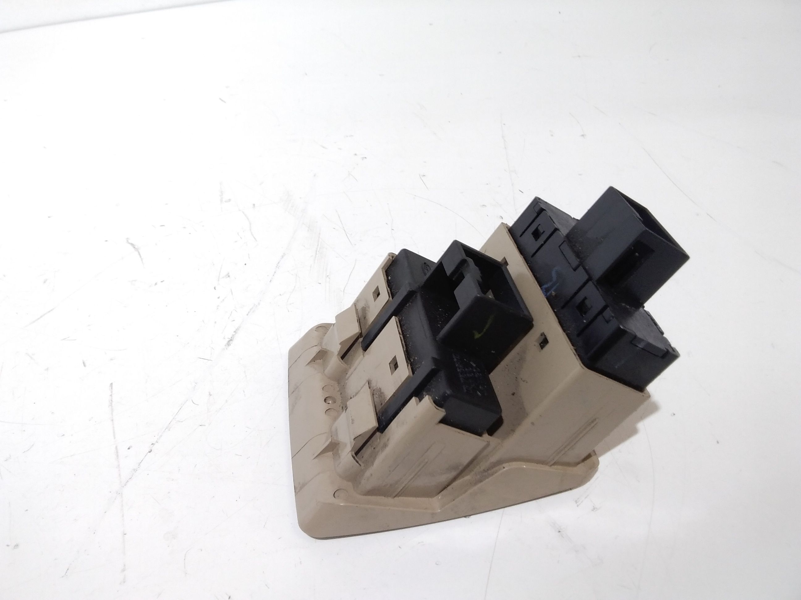 Pulsante apertura portellone posteriore JAGUAR S-Type 1 Serie