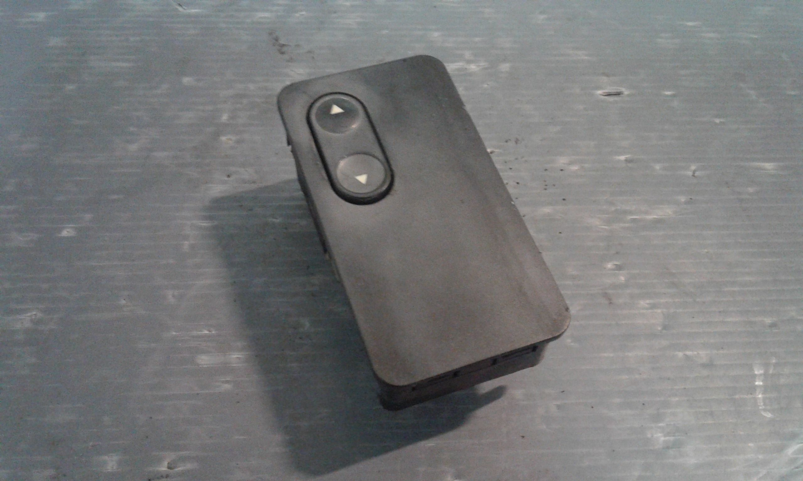 Pulsantiera Anteriore Destra Passeggero AUTOBIANCHI Y10 2 Serie