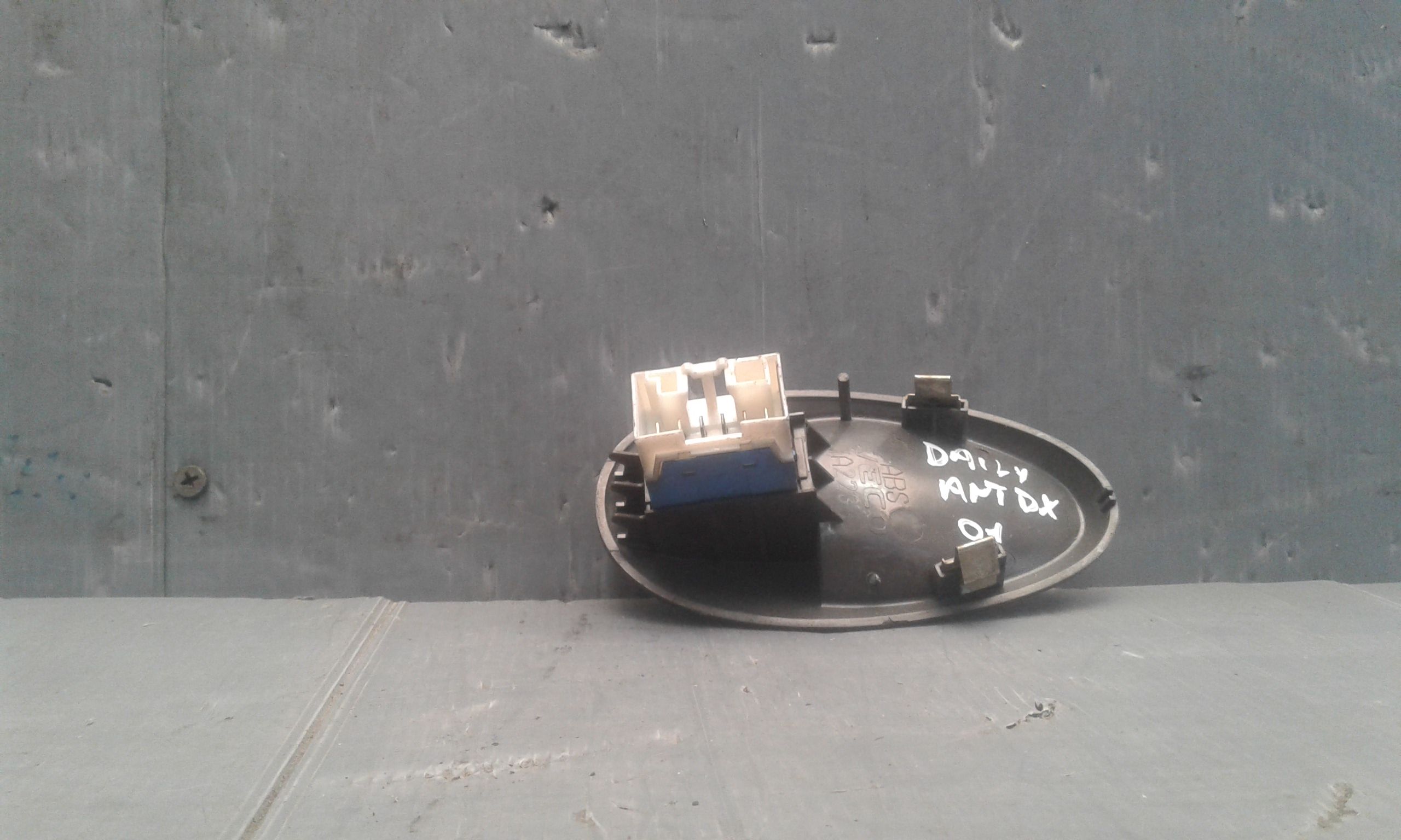 Pulsantiera Anteriore Destra Passeggero IVECO Daily 3 Serie