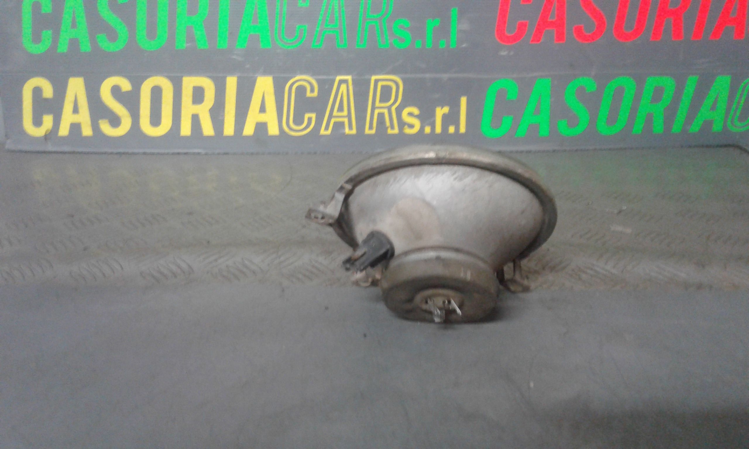 Faro anteriore Destro Passeggero VOLKSWAGEN Polo 2 Serie