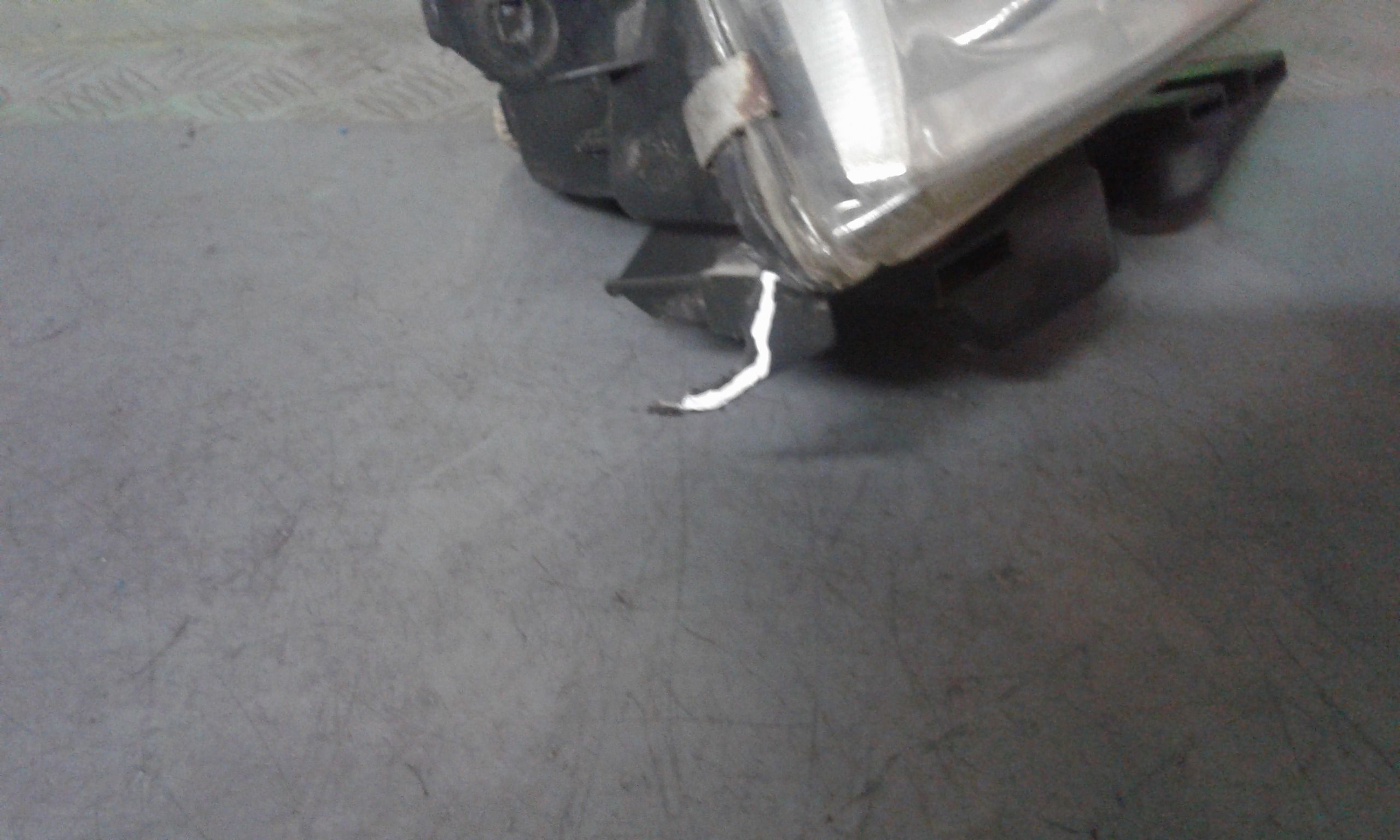 Faro anteriore Sinistro Guida CITROEN Saxo 2 Serie