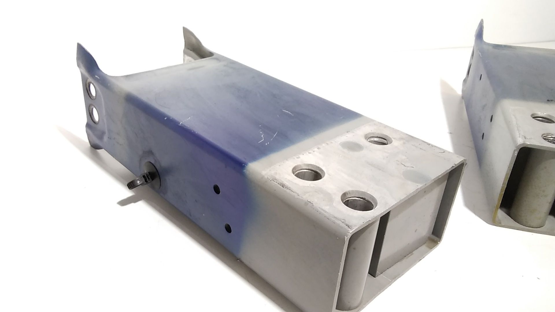 Supporti calandra anteriore JAGUAR F-Pace Serie (16>)