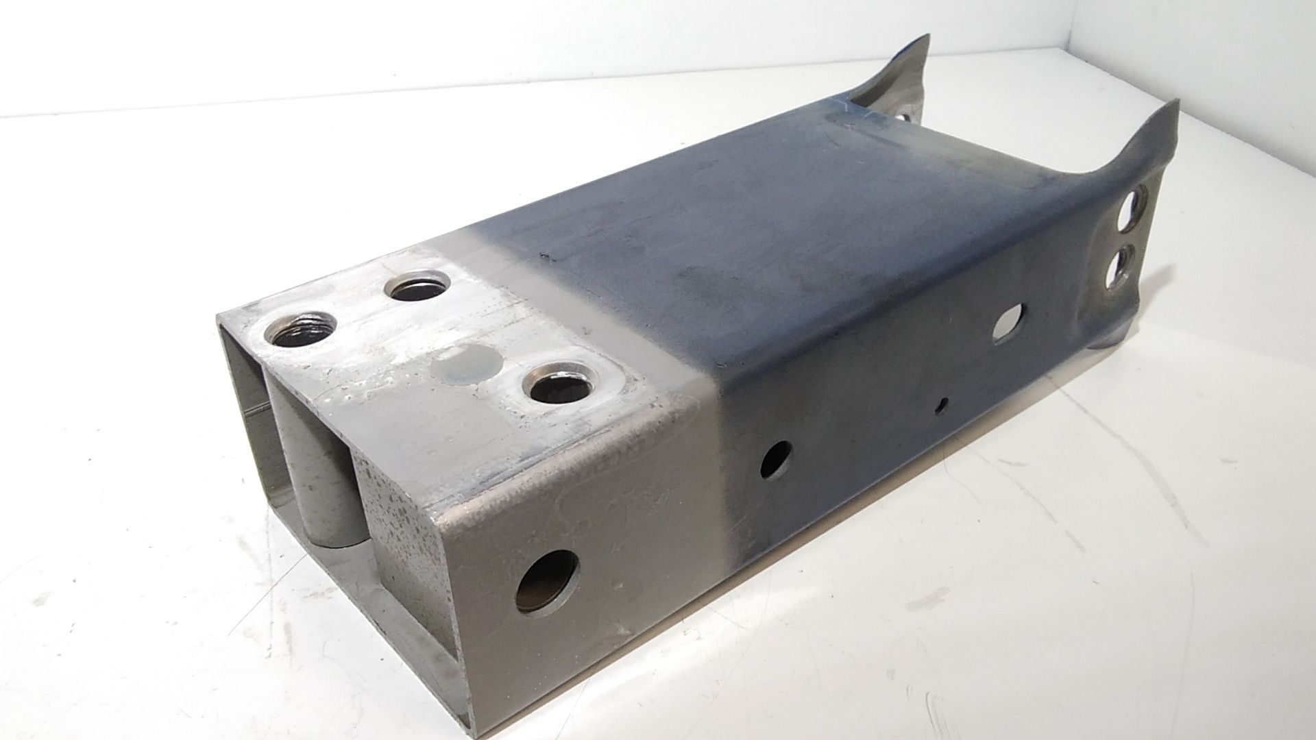 Supporti calandra anteriore JAGUAR F-Pace Serie (16>)