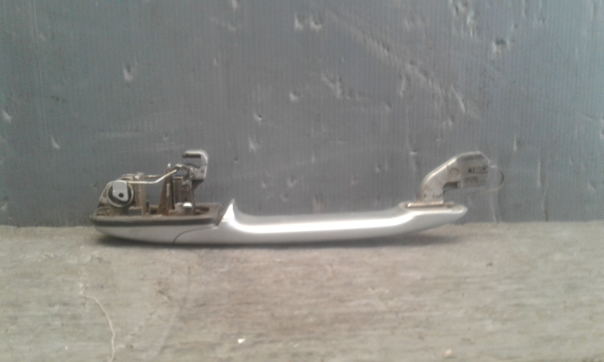 Maniglia esterna Posteriore Destra VOLKSWAGEN Polo 4 Serie