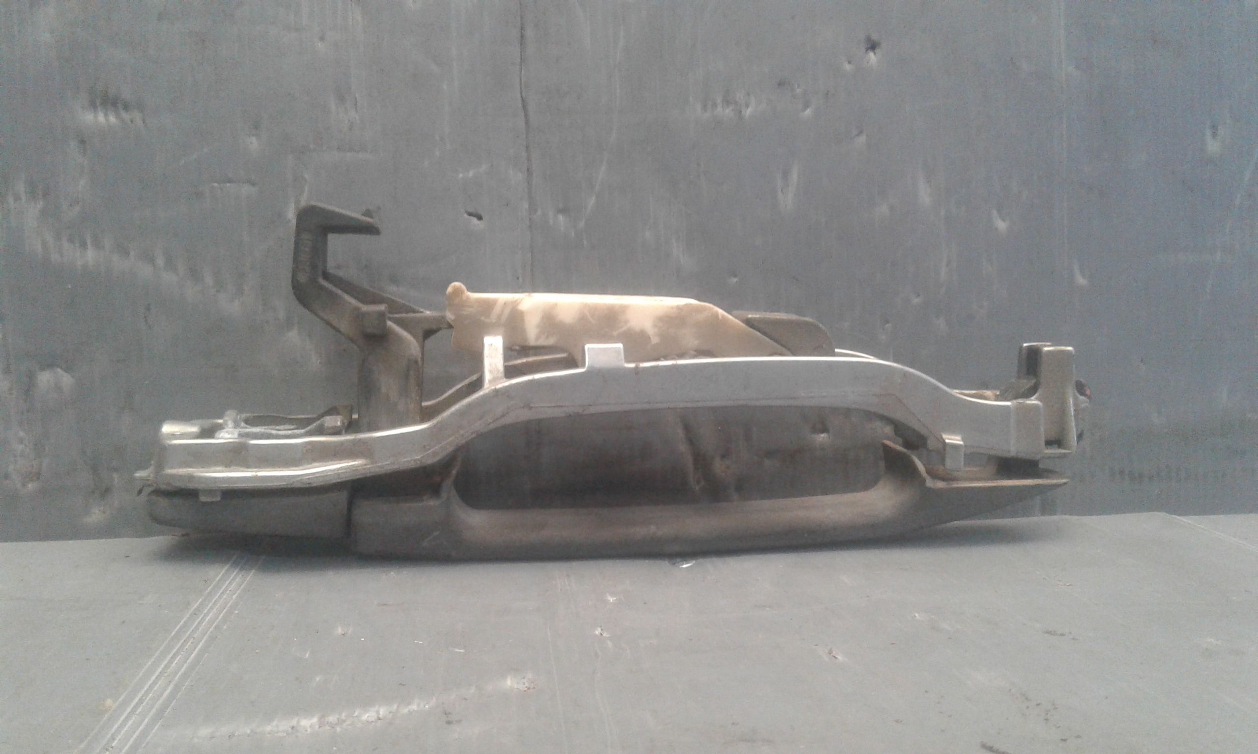 Maniglia esterna Posteriore Destra MERCEDES Classe E W124