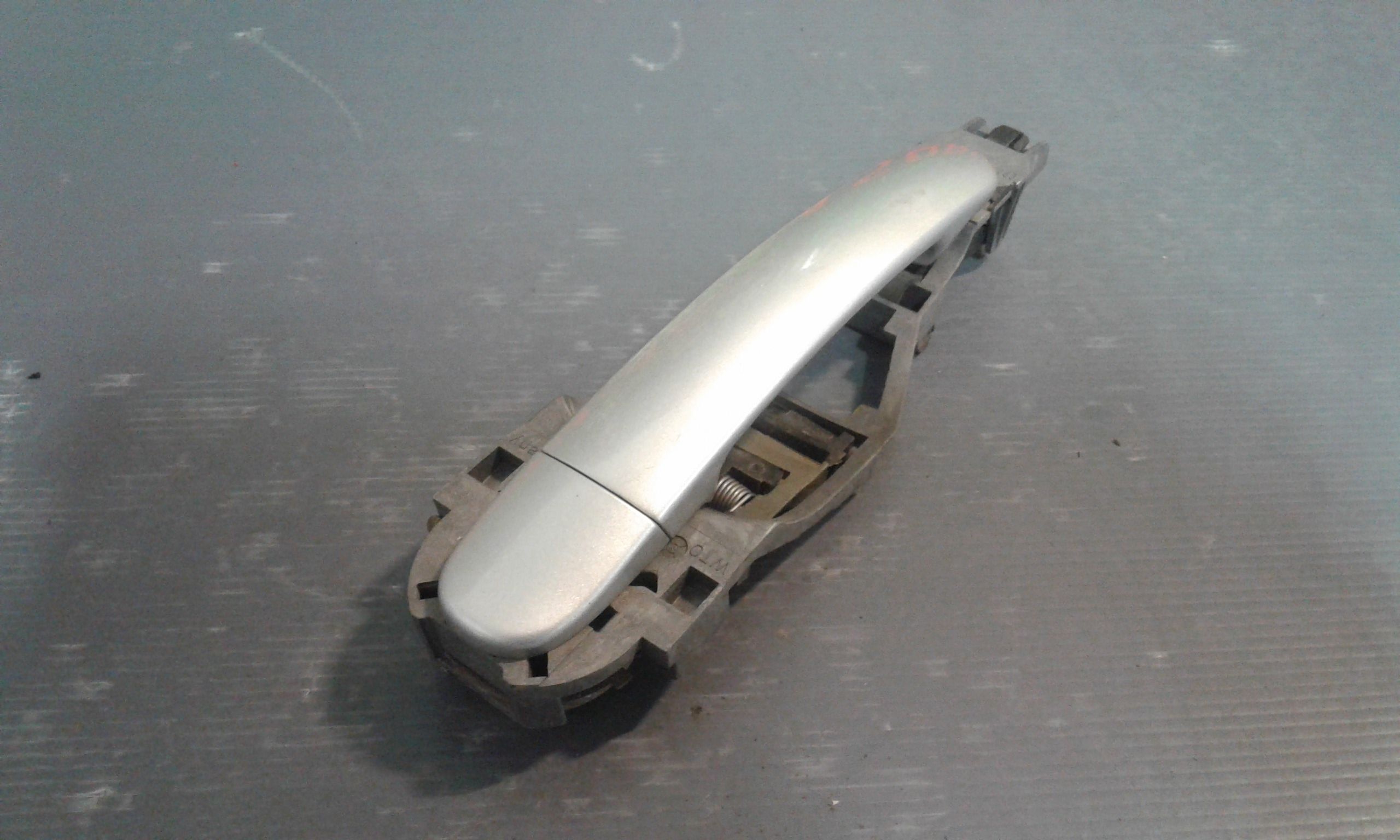 Maniglia esterna Posteriore Destra VOLKSWAGEN Polo 4 Serie