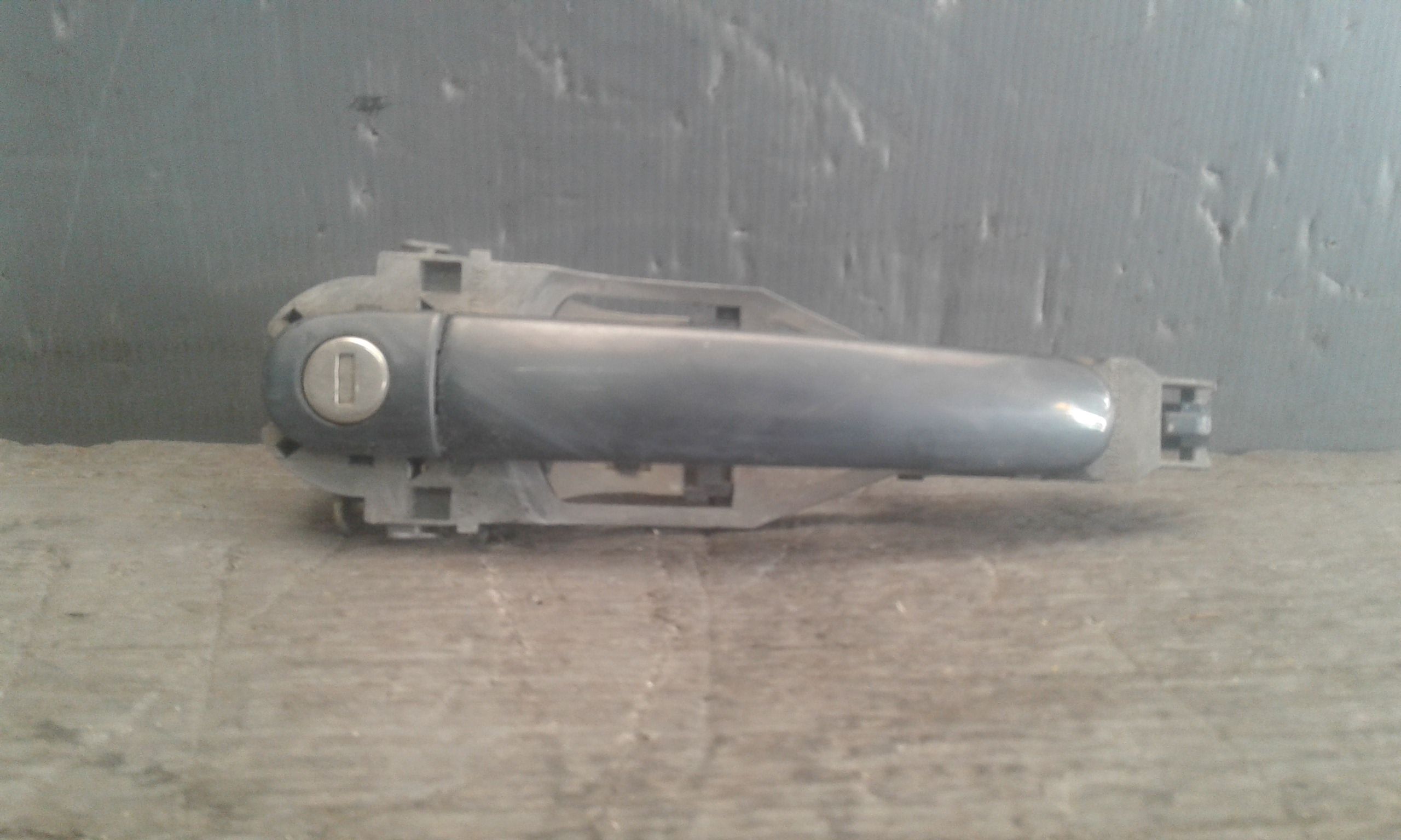 Maniglia esterna Anteriore Sinistra VOLKSWAGEN Polo 4 Serie