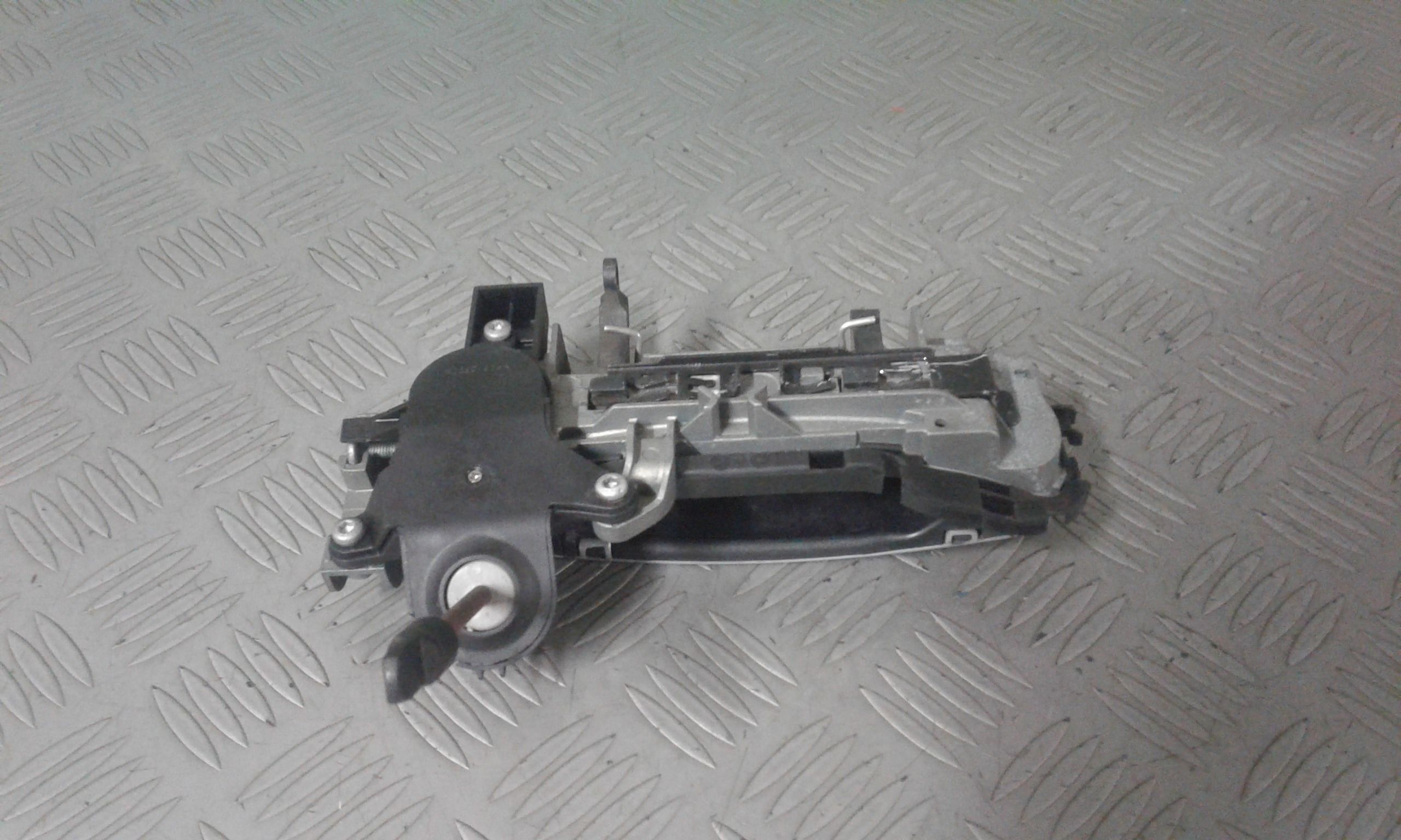 Maniglia esterna Anteriore Sinistra AUDI A4 Avant 2 Serie