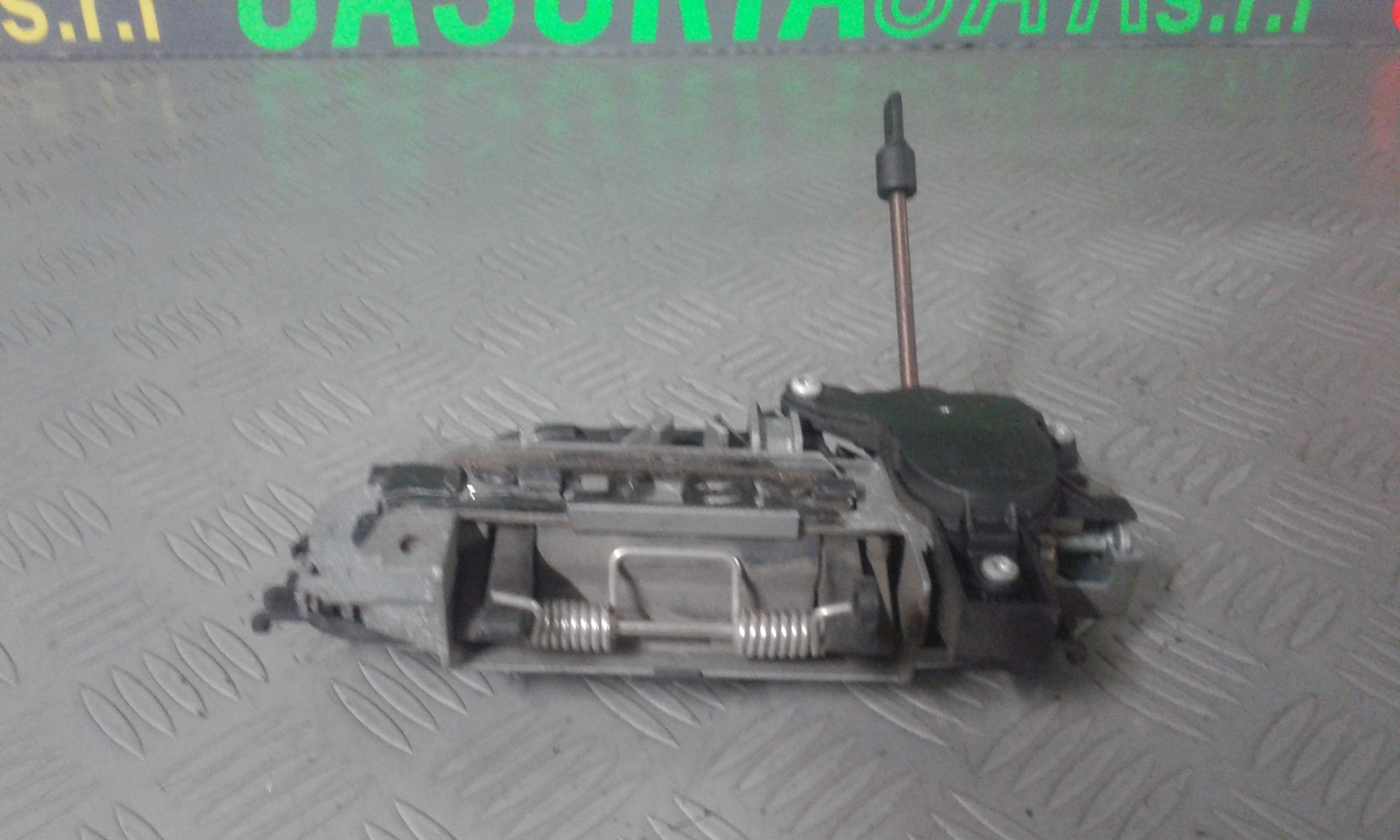 Maniglia esterna Anteriore Sinistra AUDI A4 Avant 2 Serie