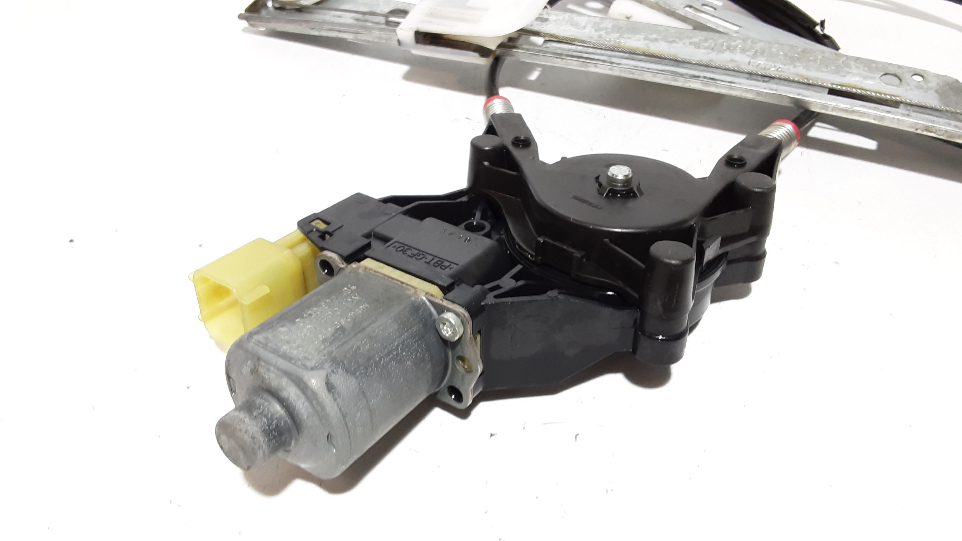 Cremagliera anteriore sinistra Guida FORD Fiesta 6 Serie