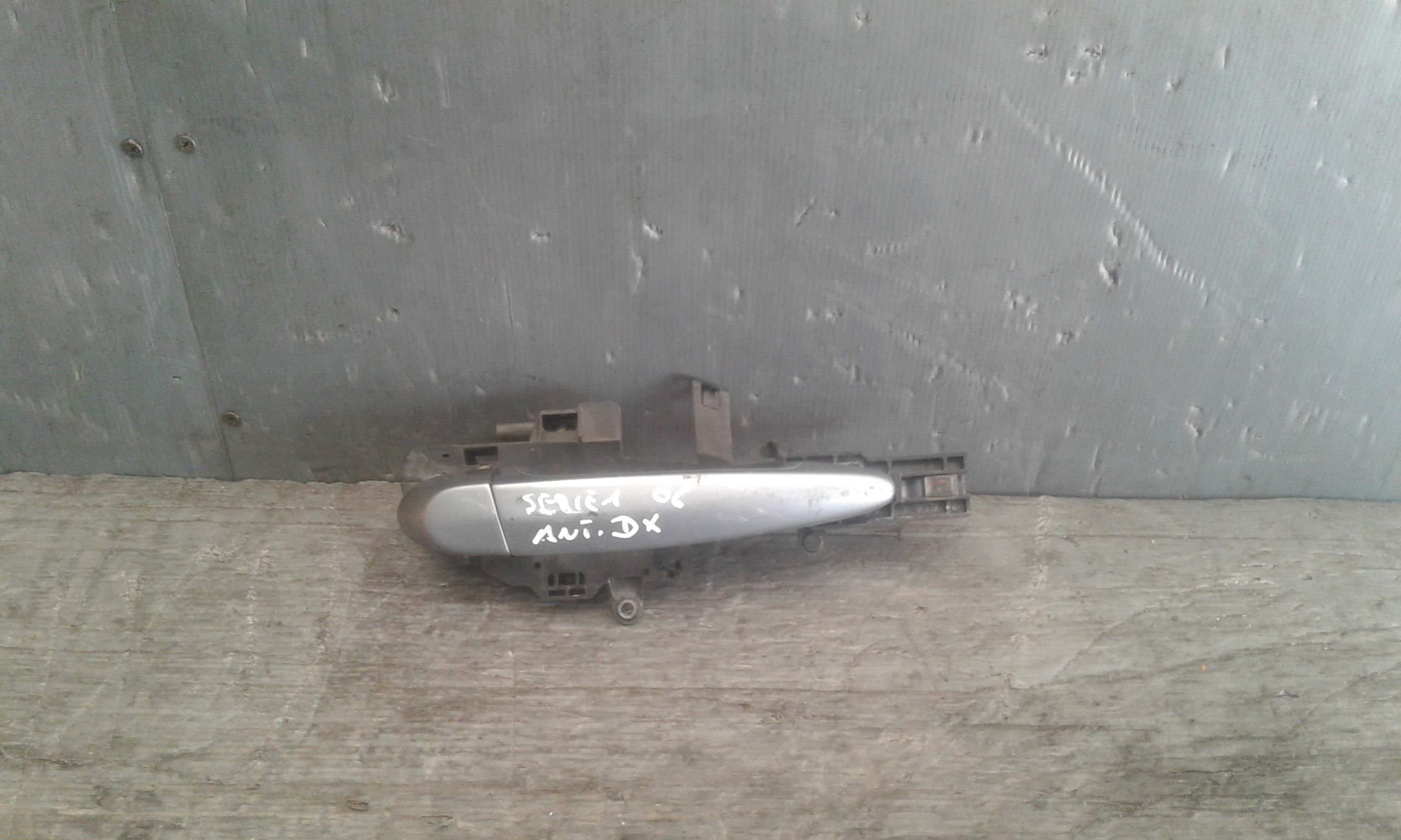 Maniglia esterna Anteriore Destra BMW Serie 1 E87 1 Serie