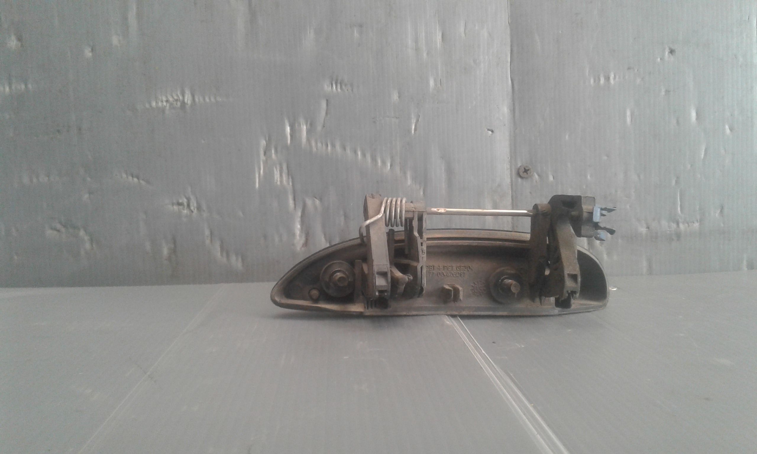 Maniglia esterna Anteriore Destra RENAULT Clio 4