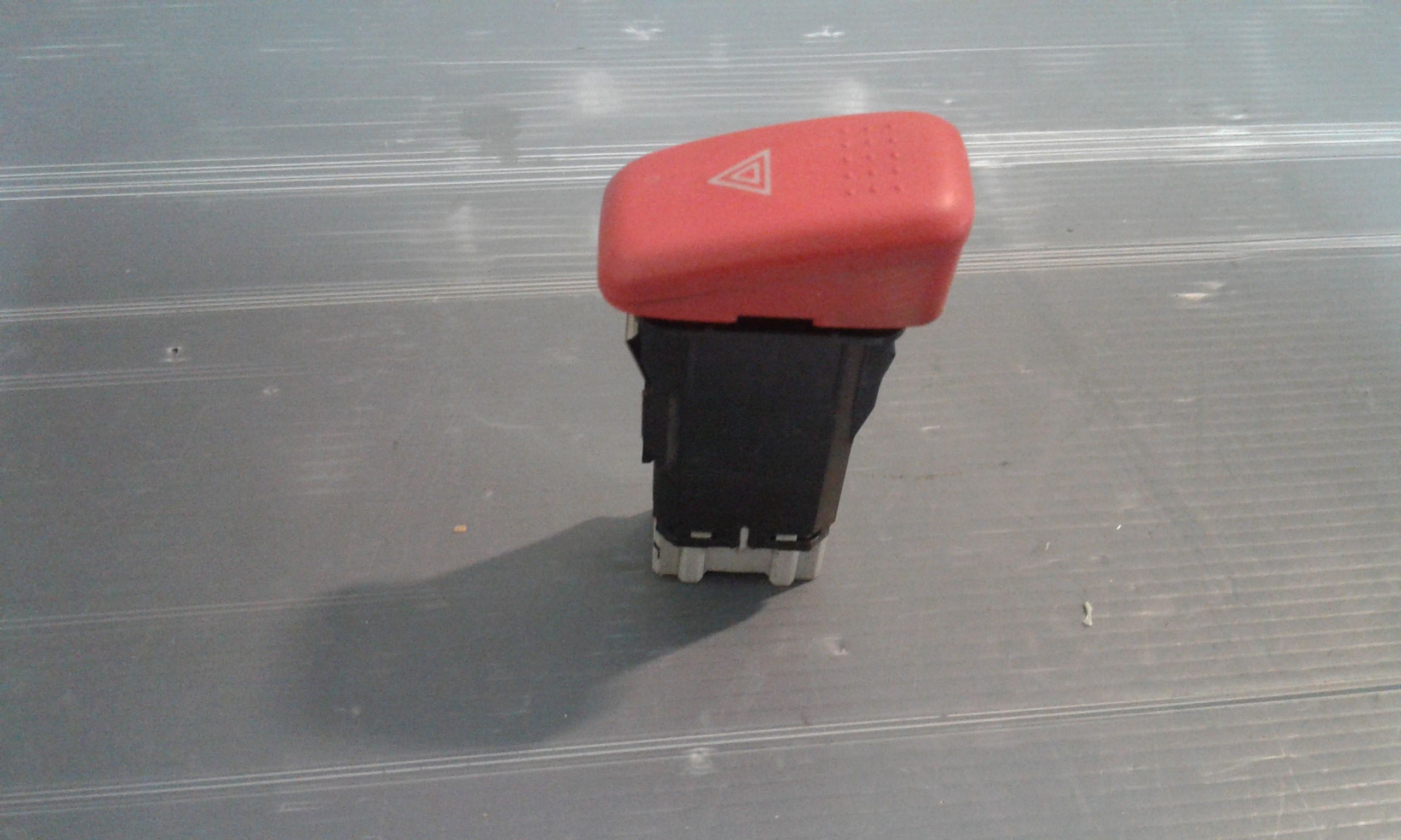 Pulsante luci di emergenza HONDA HR-V 1 Serie