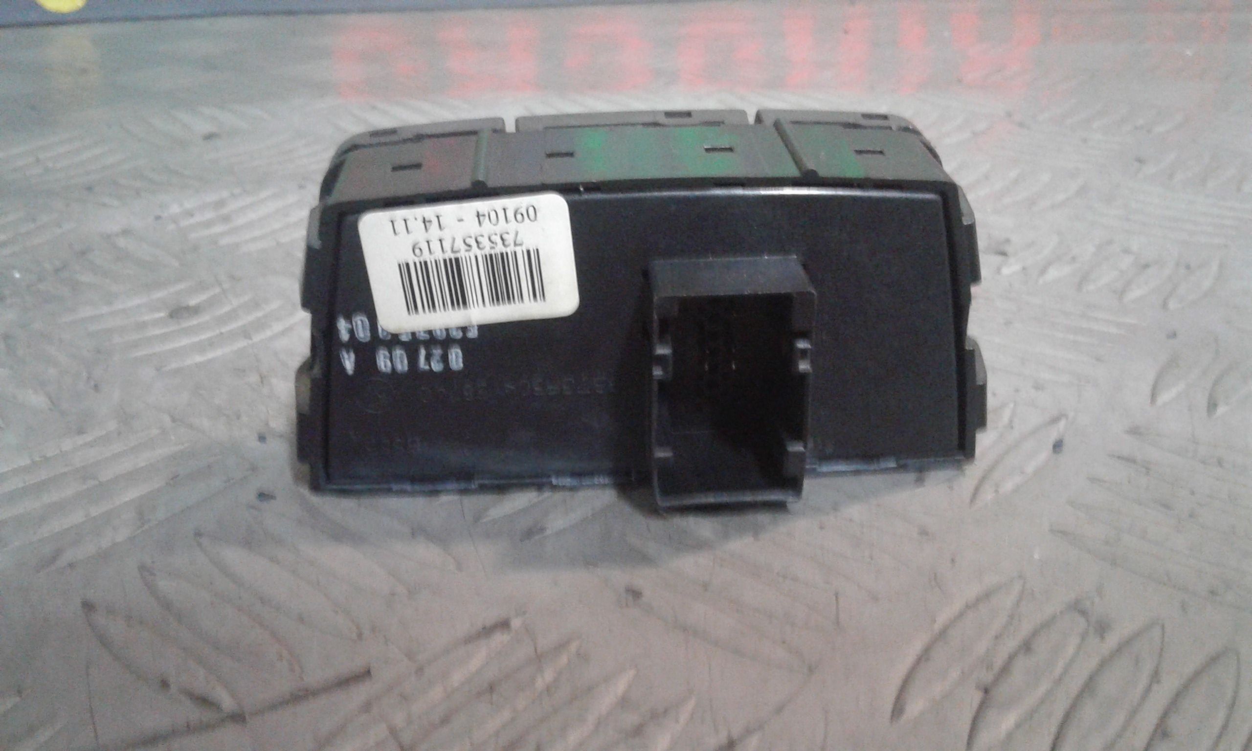 Pulsante luci di emergenza FIAT Panda 2 Serie