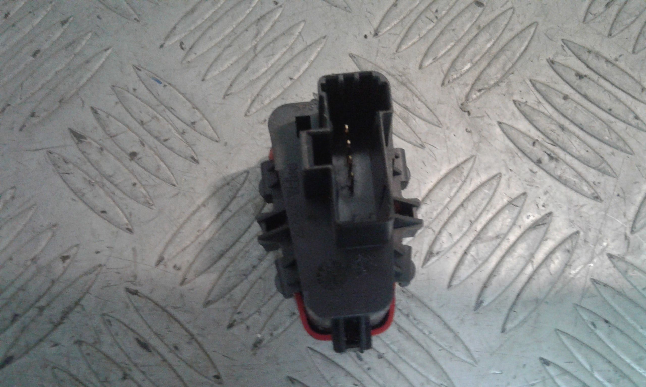 Pulsante luci di emergenza FIAT Croma 2 Serie