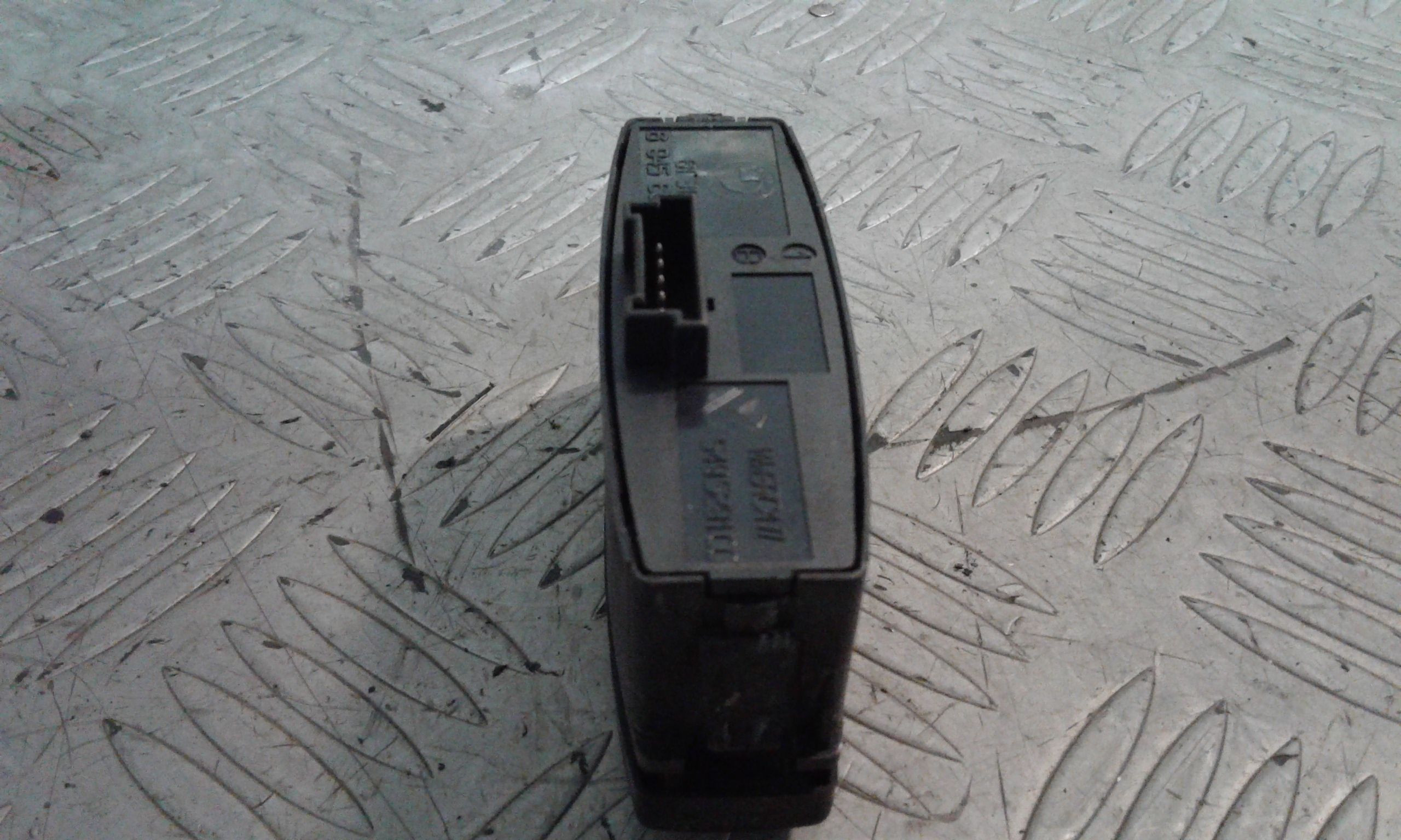 Pulsante luci di emergenza BMW Serie 1 E87 1 Serie