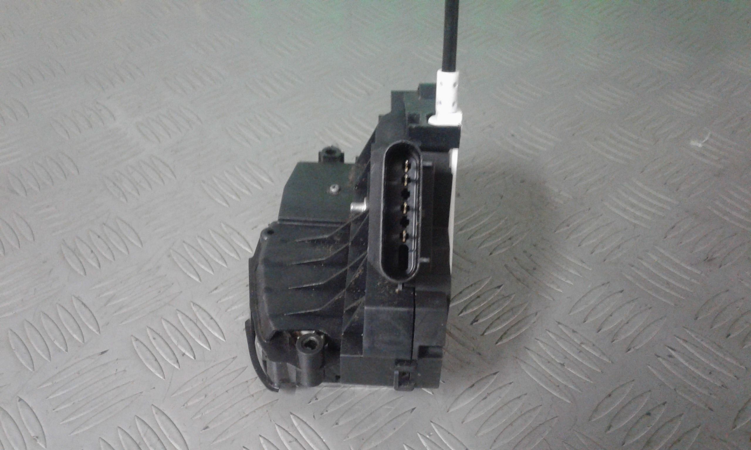 Serratura Anteriore Destra FORD Fiesta 6 Serie