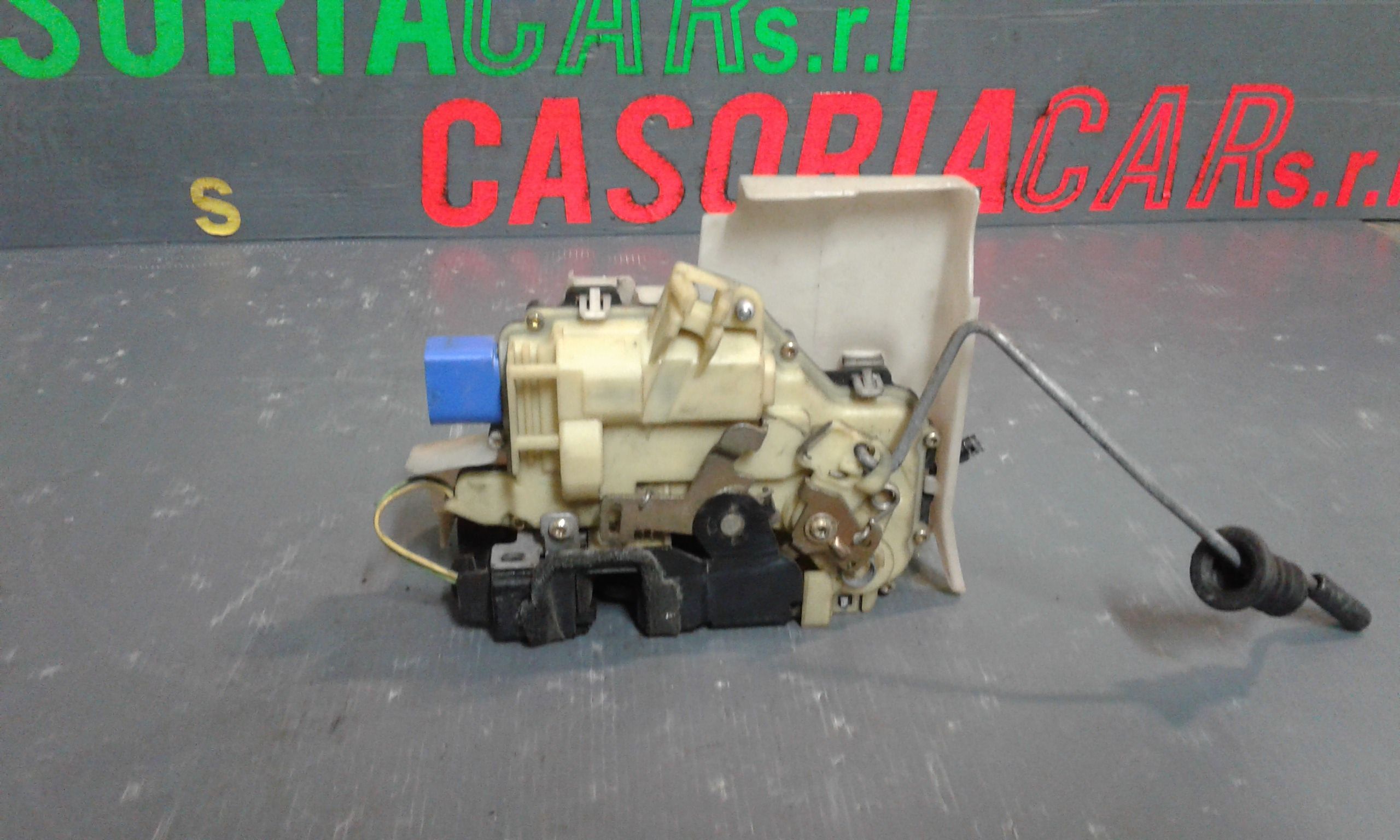 Serratura Anteriore Destra VOLKSWAGEN Polo 4 Serie