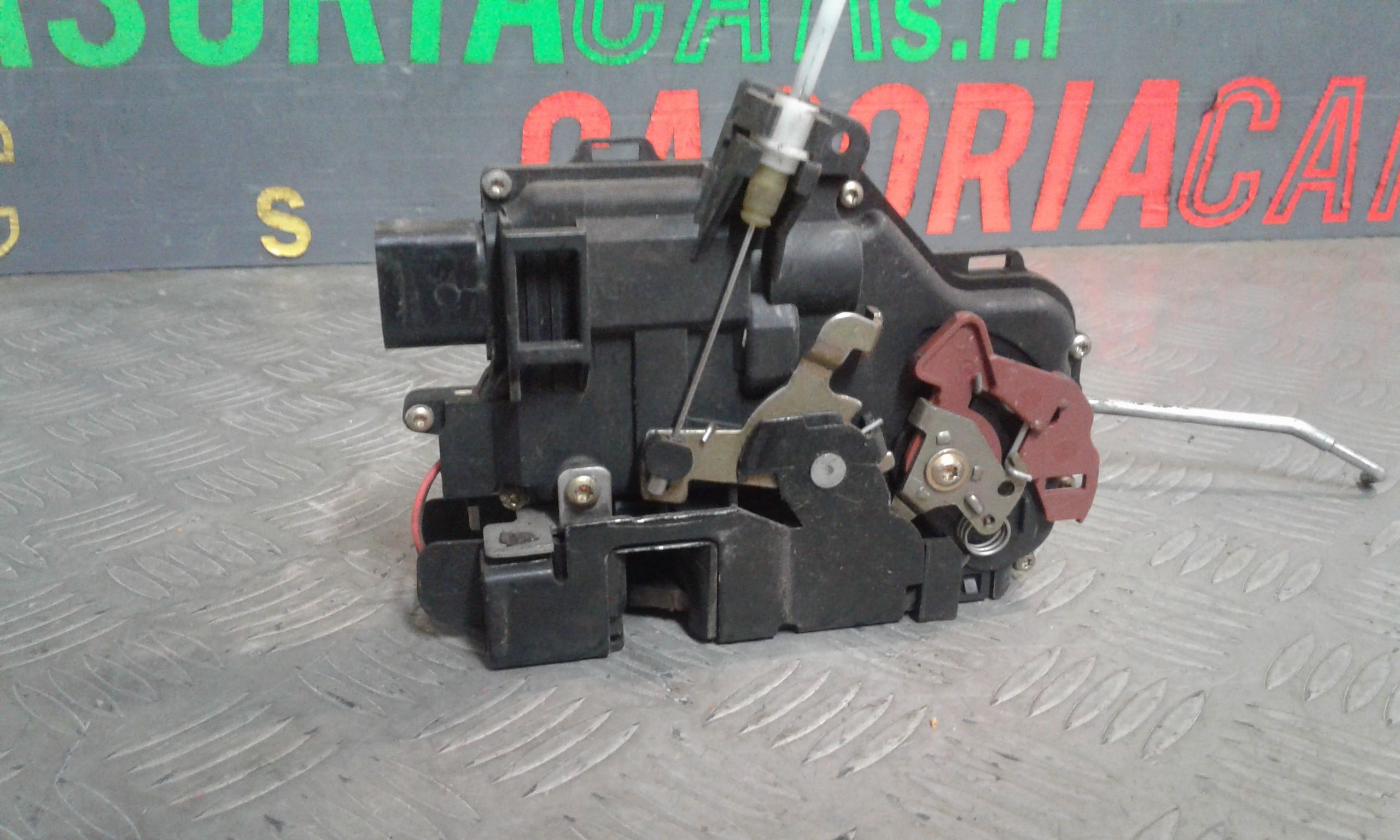 Serratura Anteriore Destra AUDI A4 Avant 2 Serie
