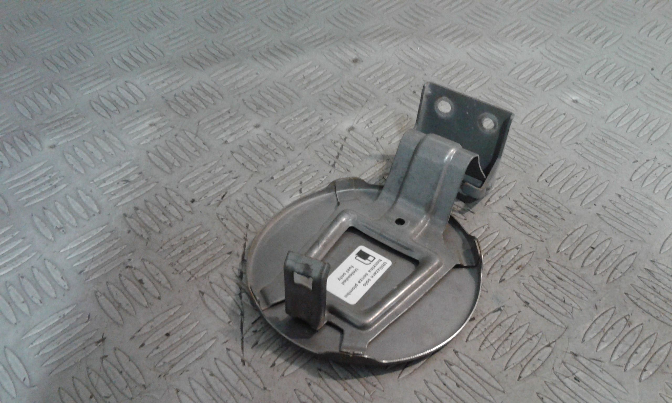 Sportellino Carburante DR 1 1 Serie