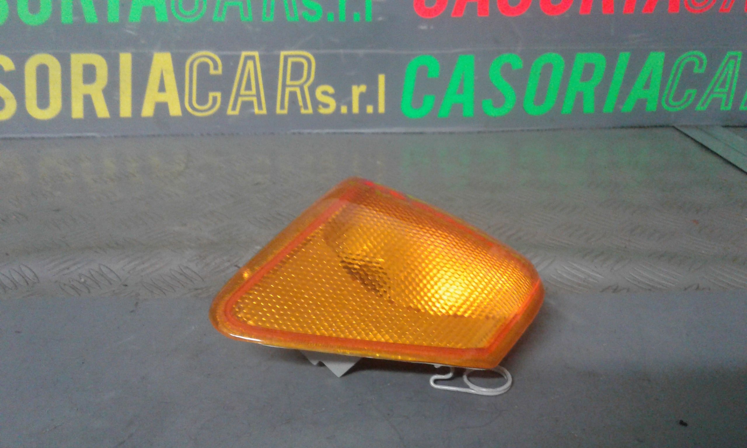 Freccia DX lato passeggero FORD Fiesta 1 Serie
