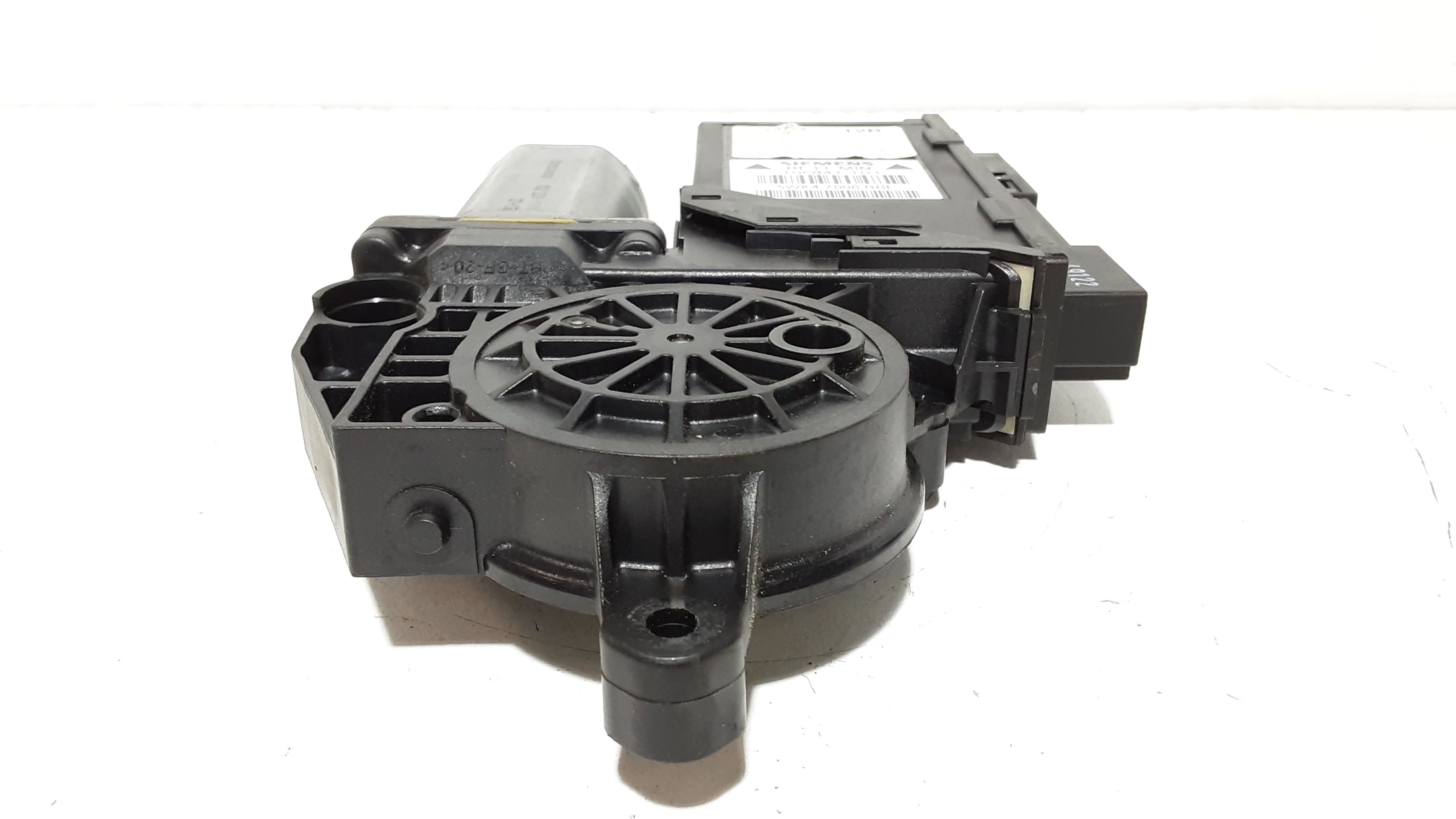 Motorino Alzavetro anteriore destra AUDI A4 Avant (8E) 1 serie