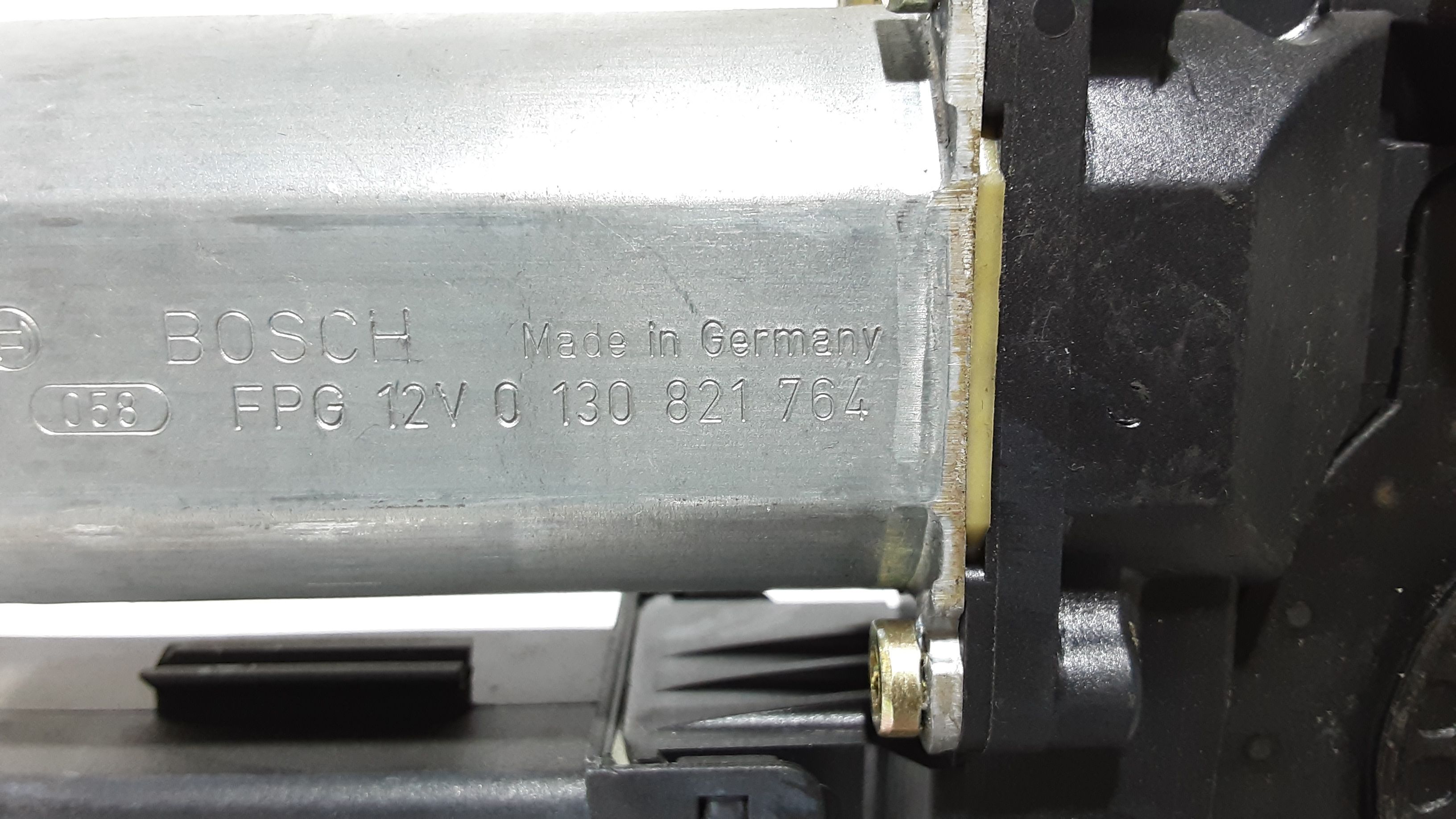 Motorino Alzavetro anteriore destra AUDI A4 Avant (8E) 1 serie