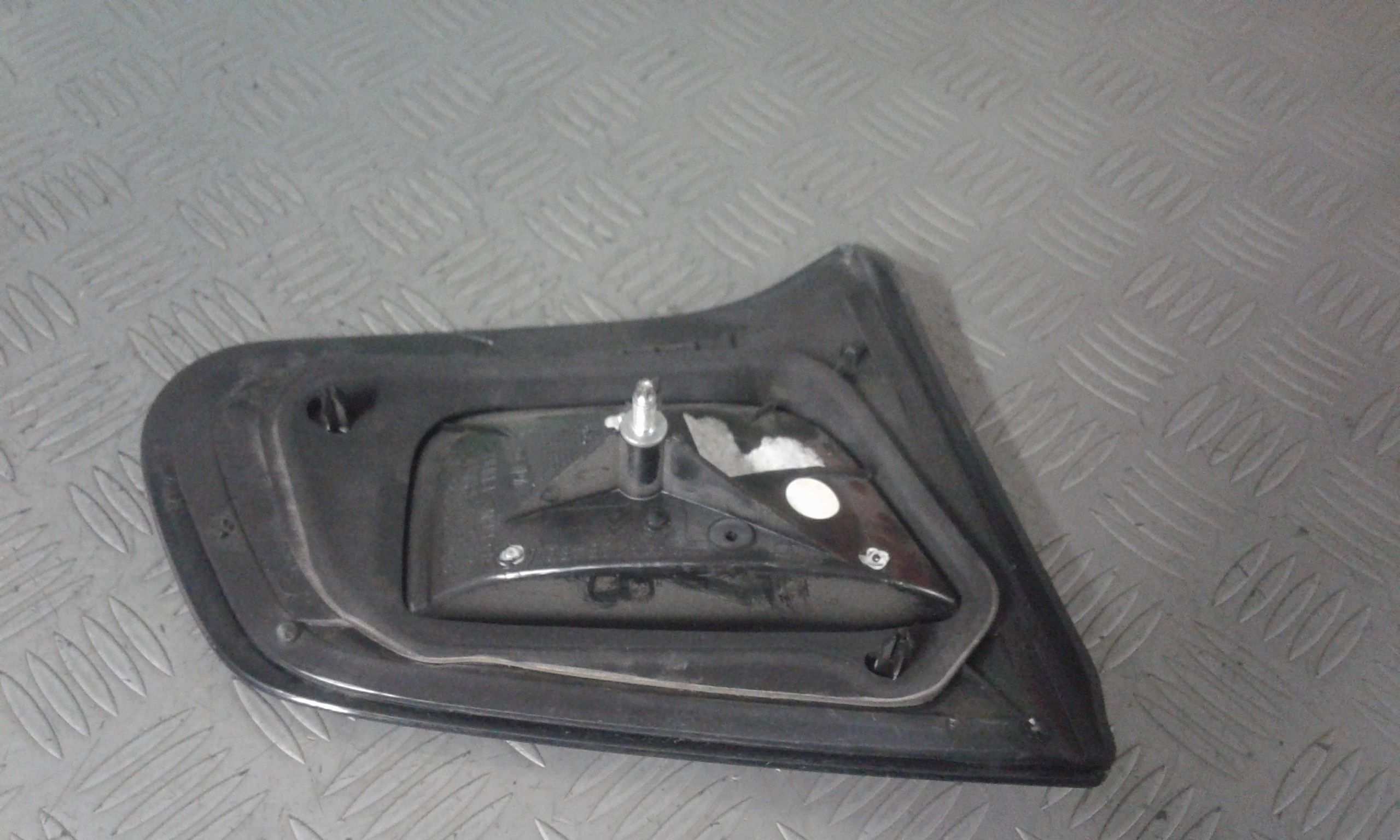 Catarifrangente riflettore portellone DX passegg. CITROEN C3 3 Serie