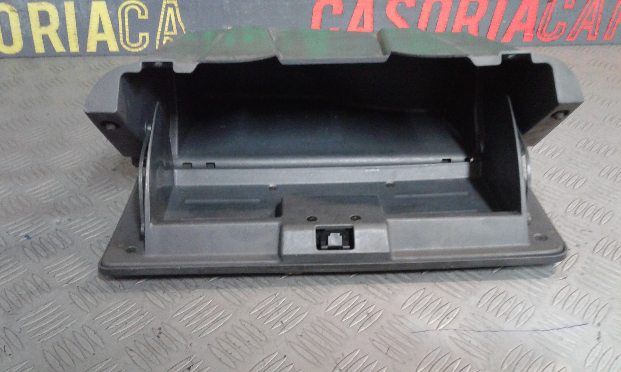 Cassetto porta oggetti CHEVROLET Matiz 4 Serie